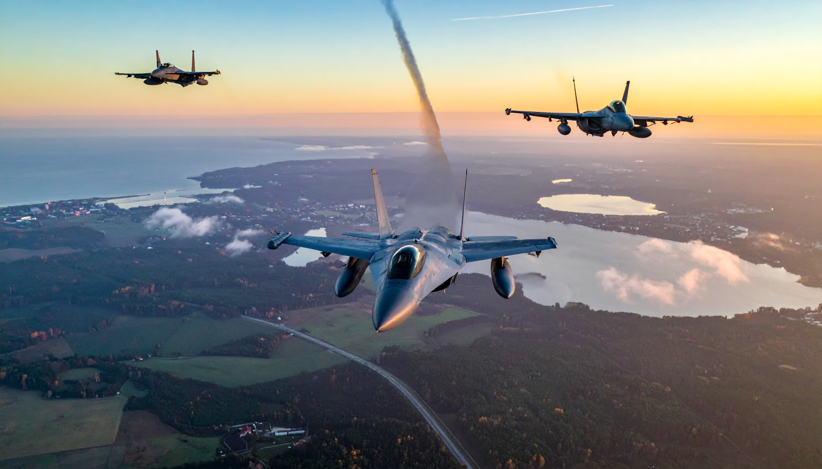 NATO、ロシアのますます無責任パターンを非難空域規則巡る緊張