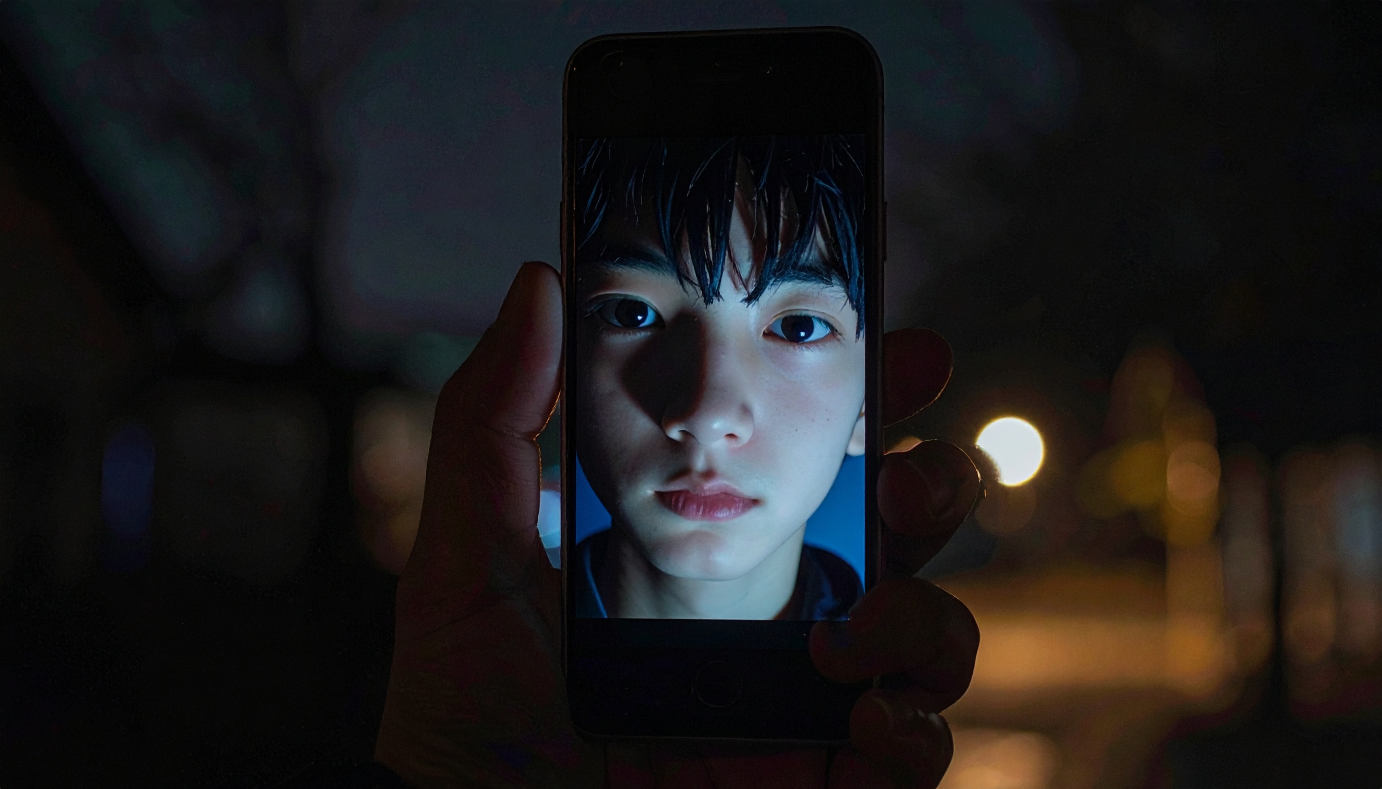 OpenAIがSora2で俳優や著名人の肖像生成規制を強化、同意なき再現を抑止