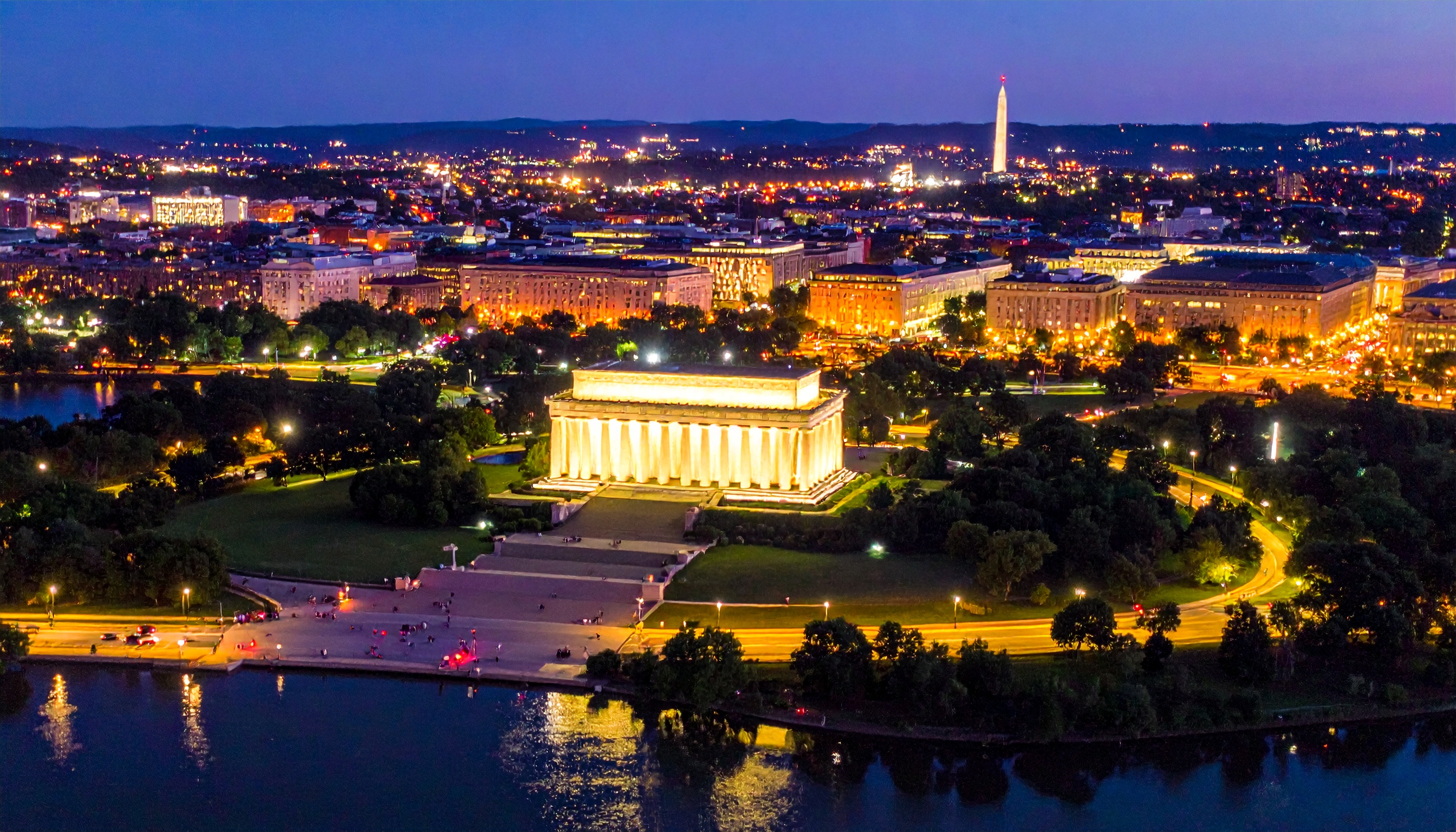 トランプ米大統領がパウエル議長批判を再燃、金融市場の緊張高まる