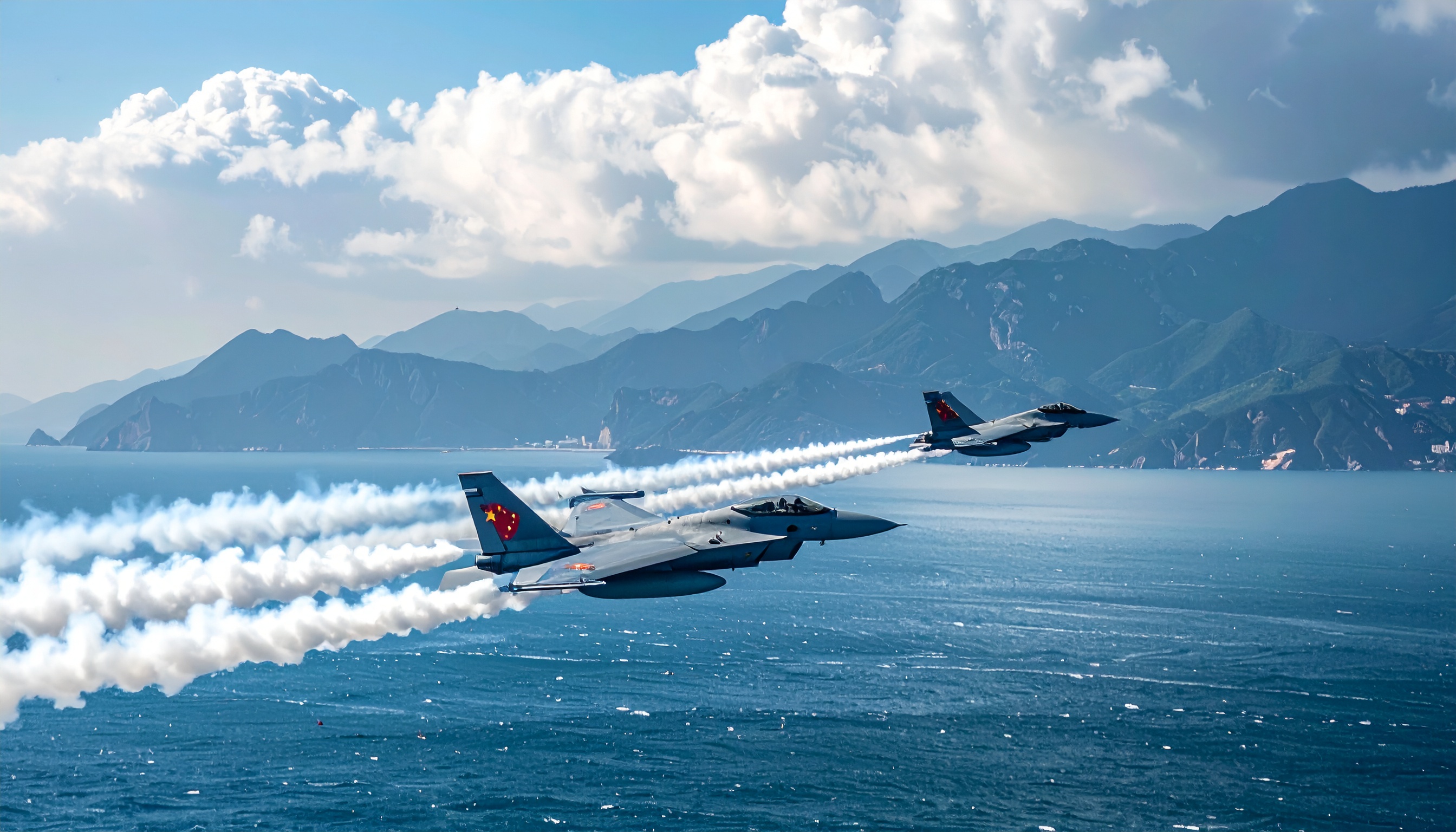 ヘグセス米国防長官が中国と軍当局間の直接連絡線創設で合意、偶発衝突回避と抑止維持