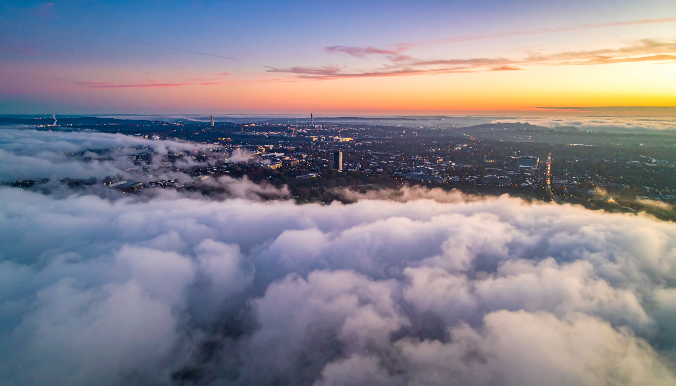 米Washington Postらの共同調査が示す、トランプ支持41％不支持59％で中間選挙は拮抗