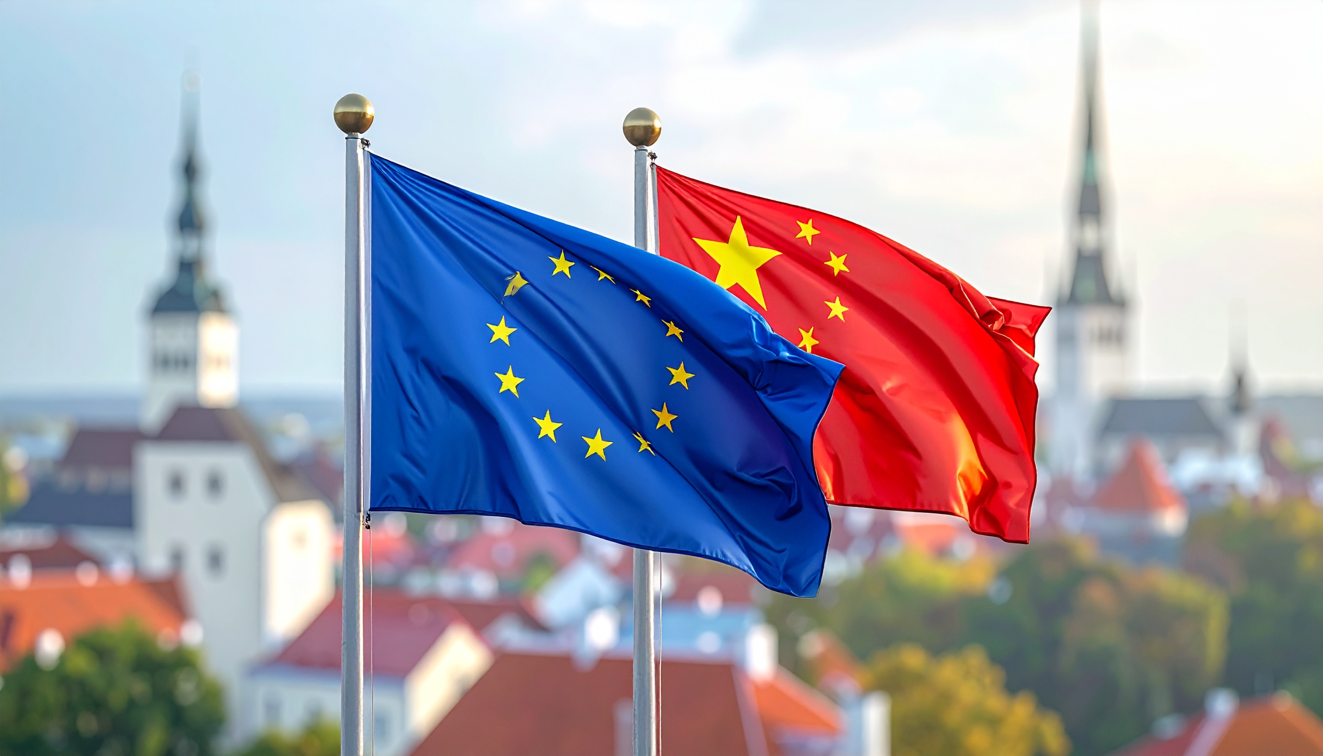 王毅外相、エストニア外相との会談でEUとの自由貿易協定交渉に前向きと表明、通商摩擦下で対話を強化