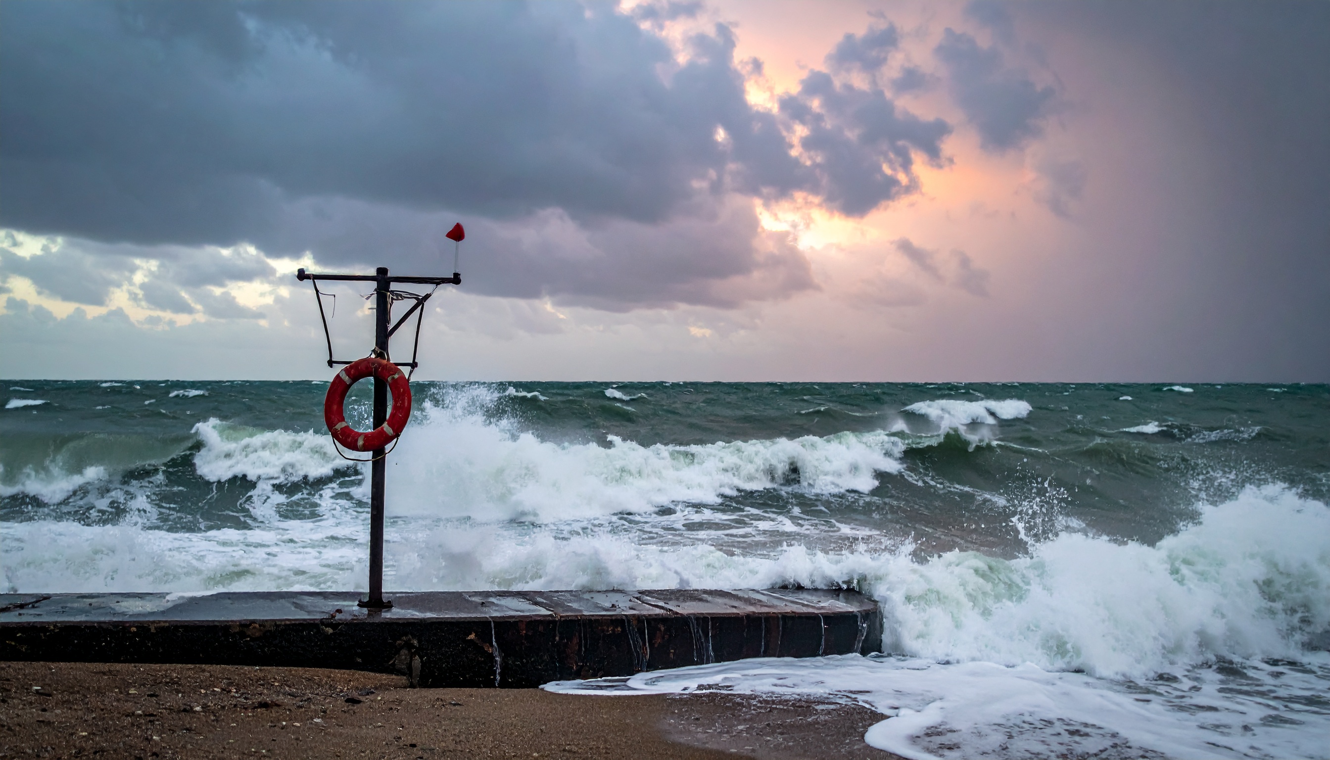 知床遊覧船社長・桂田被告の初公判、運航基準見直しを促す審理が始まる