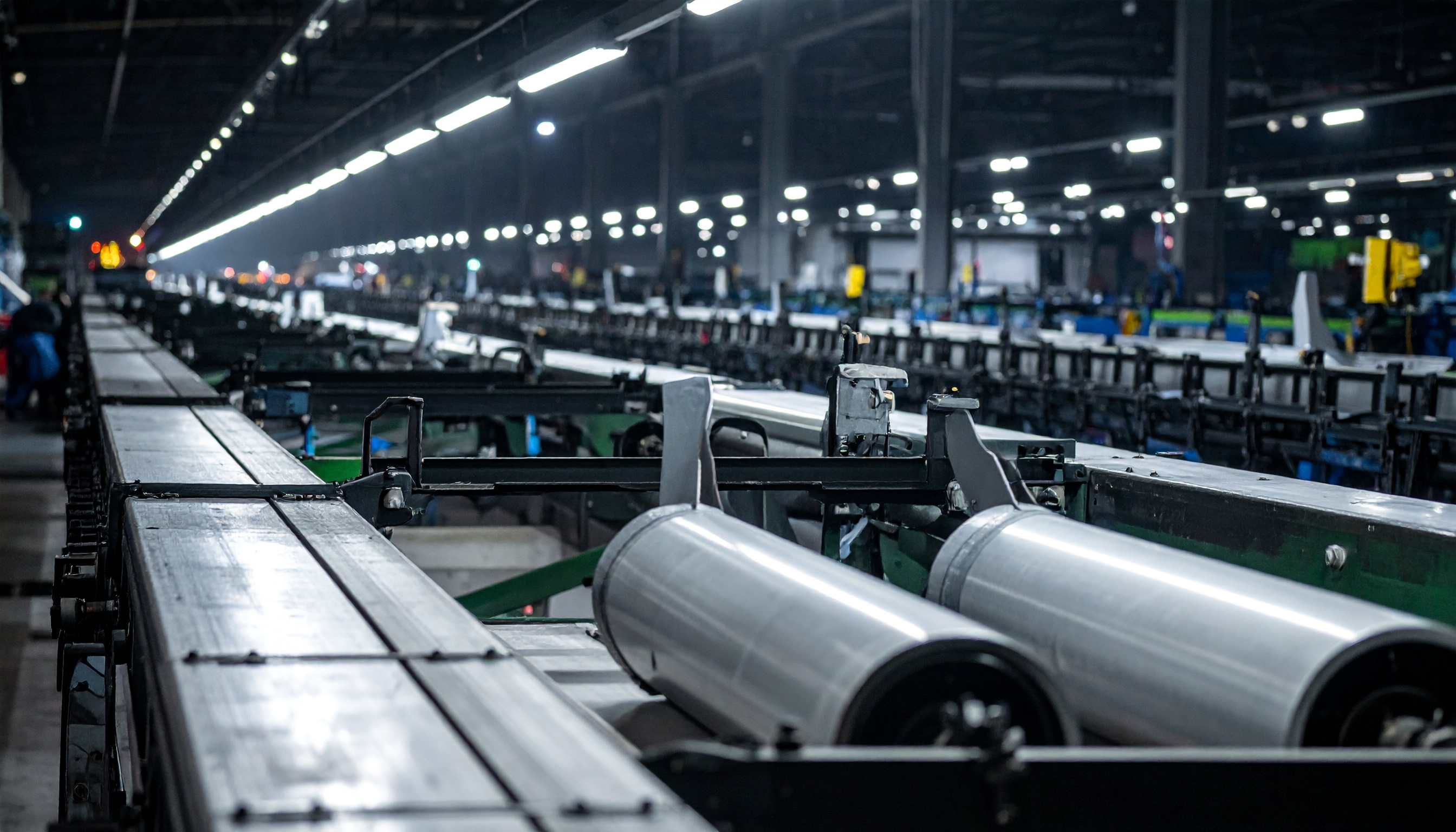 ウクライナ副局長、ロシアの12万発滑空爆弾製造を警告、防空脆弱化で冬の電力不安定