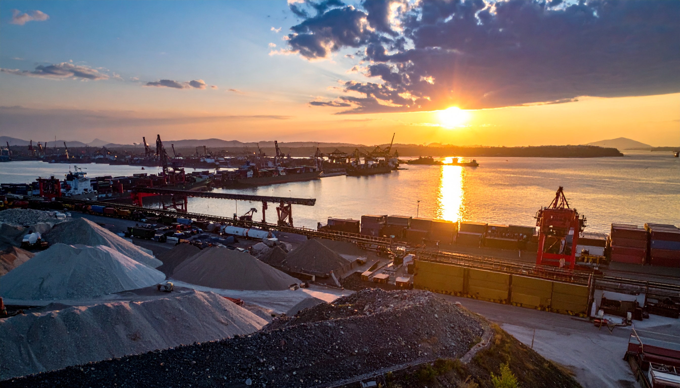 欧州委セジュルネ上級副委員長 重要鉱物の中央調達で米の囲い込み防止を提案