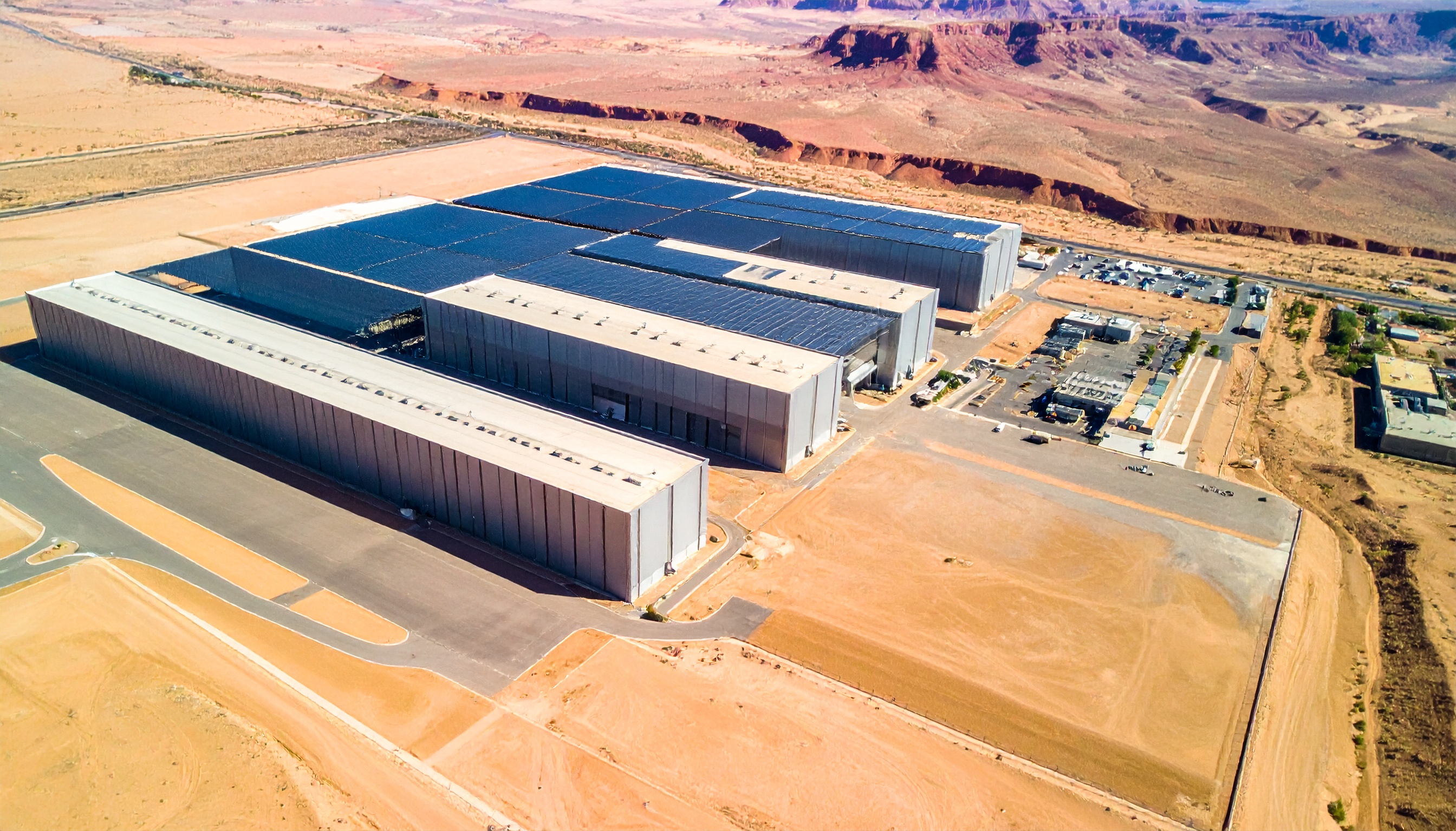 米政府がNVIDIA GB300供与 サウジアラビアとUAEで計算工場稼働へ