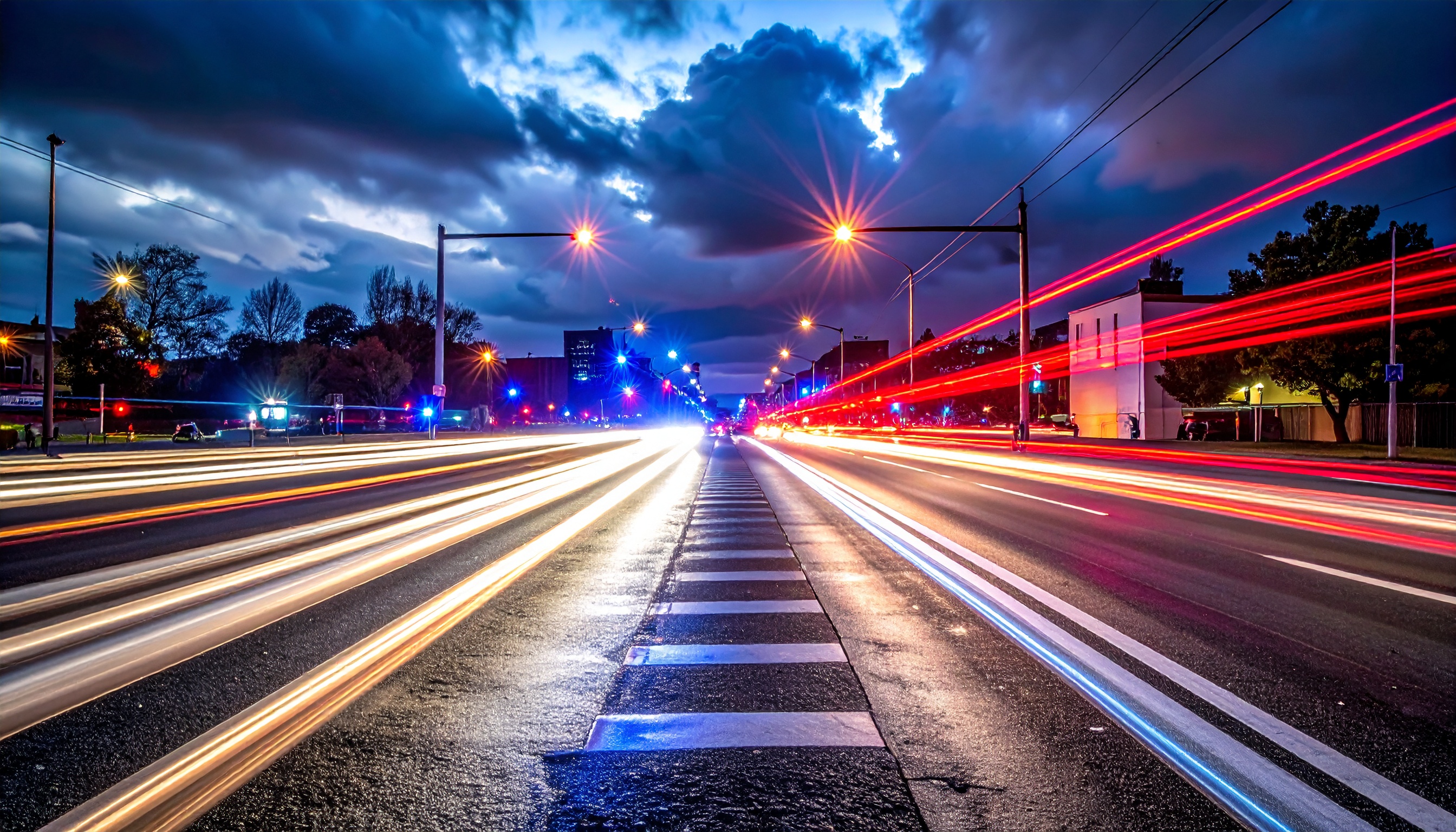埼玉県議 川口市で車列に追われ、警察署駐車場で立ちふさがれ 都内で経過報告