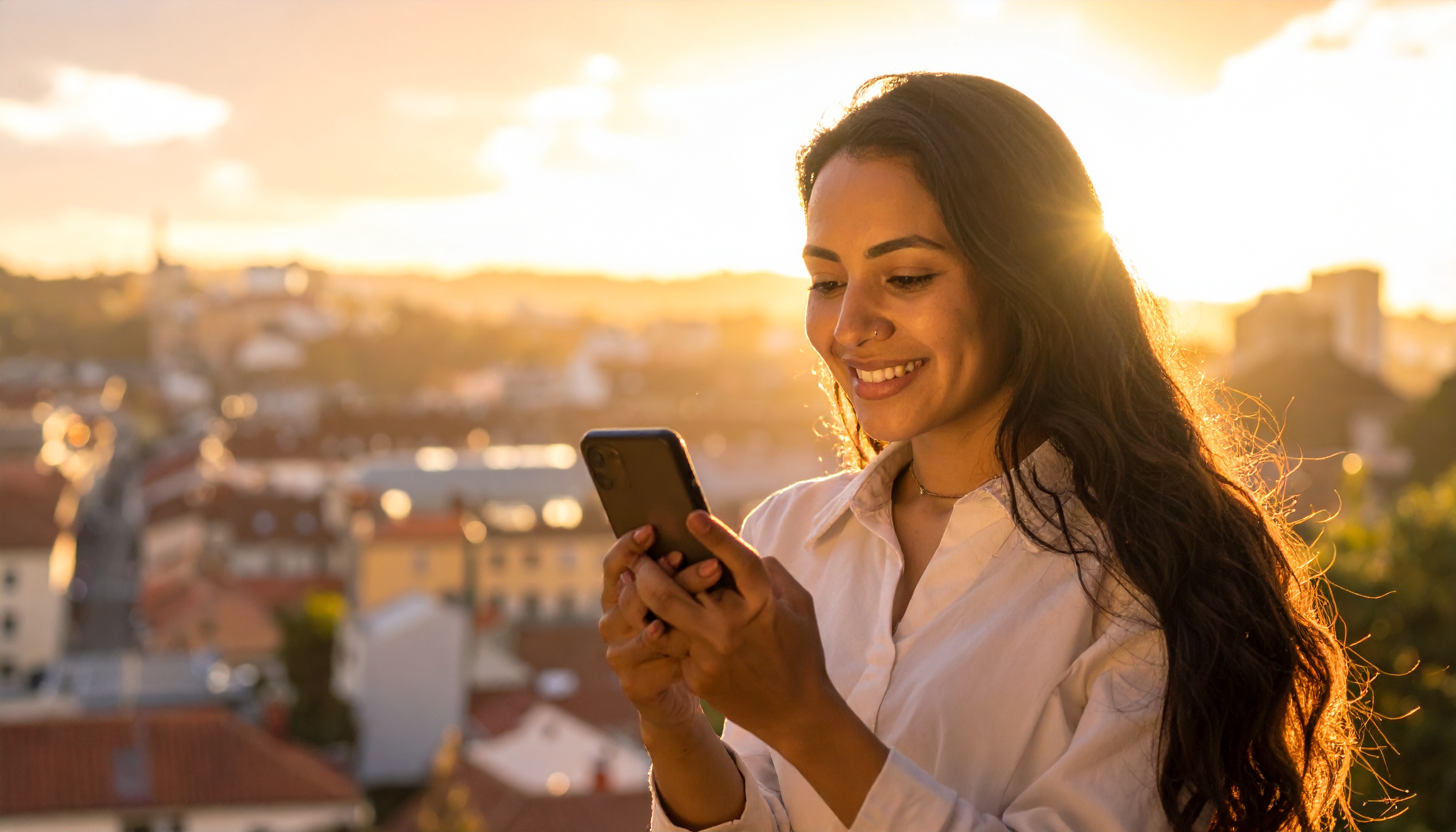 ウクライナ大統領ゼレンスキー、Xで13人首脳に感謝返信、米大統領トランプ批判直後