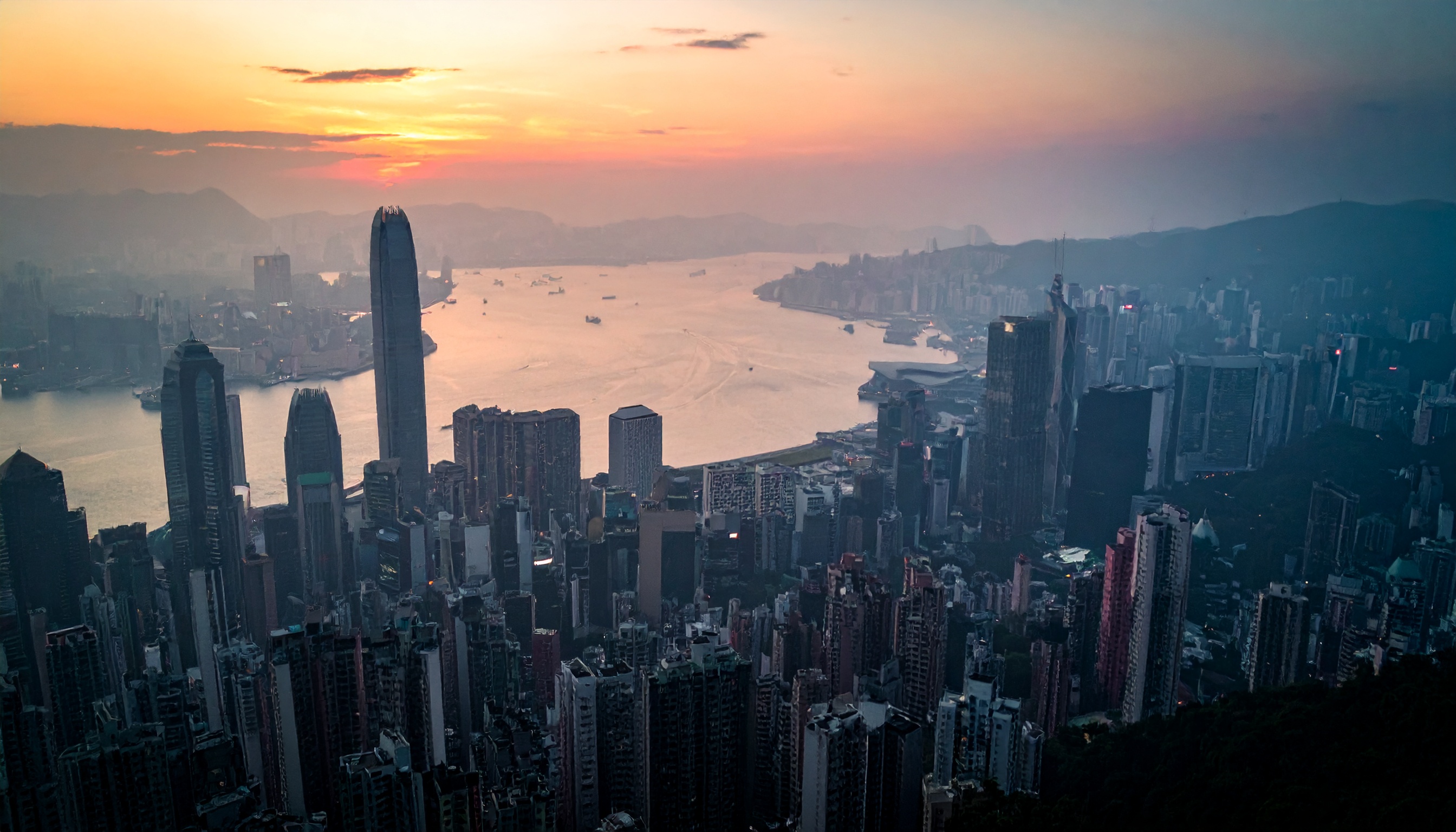 香港・新界大埔区 宏福苑火災で死者94人、改修負担が問われる