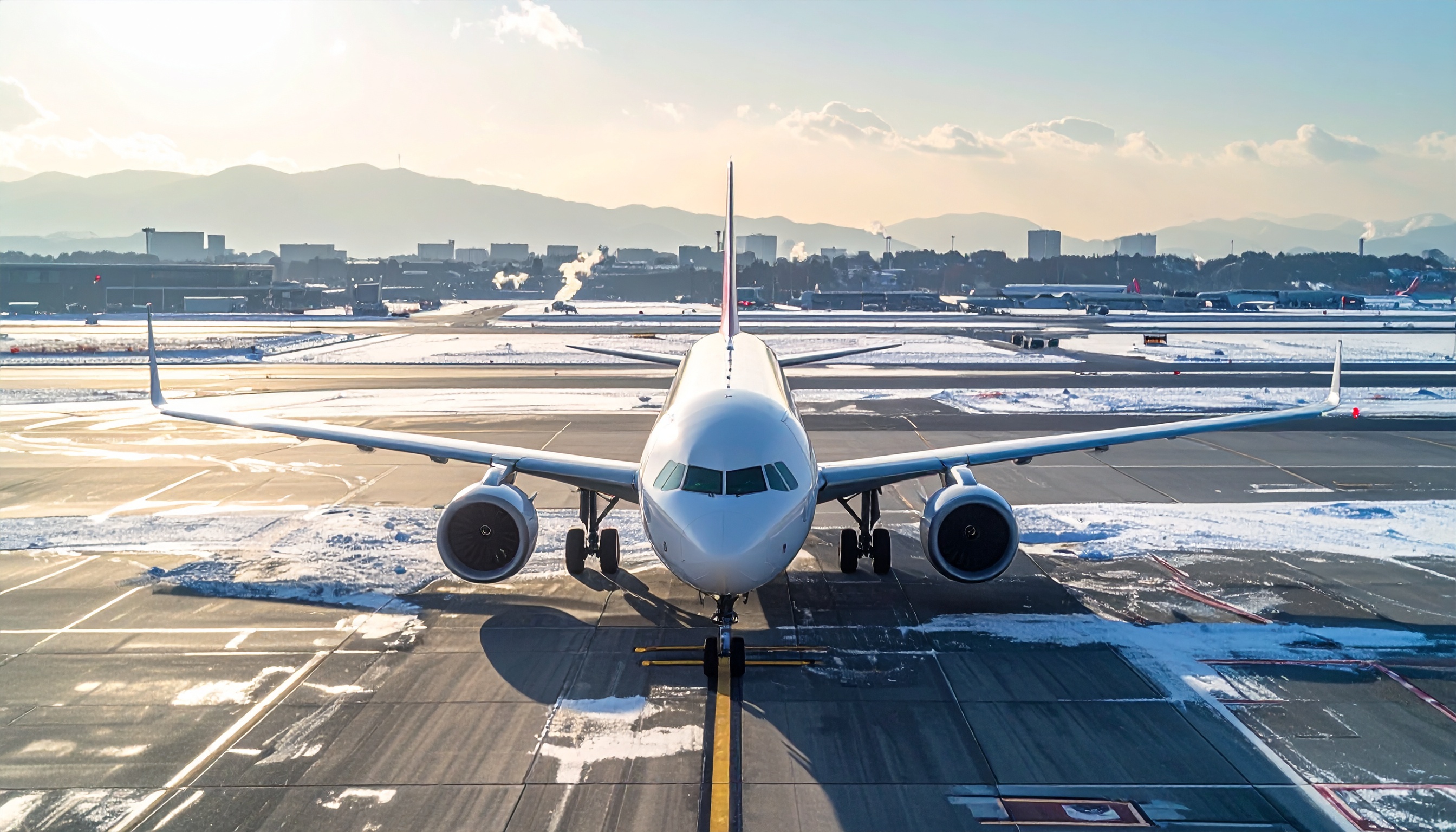 欧州航空機メーカーAirbus、A320系機で太陽フレアが制御データ乱す恐れ