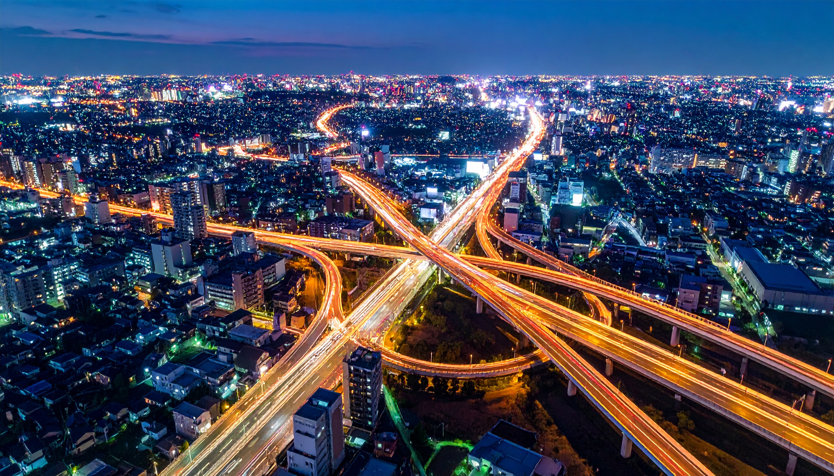 KDDI、5G SA一部基地局に低遅延技術L4S導入 北海道など6道県で開始