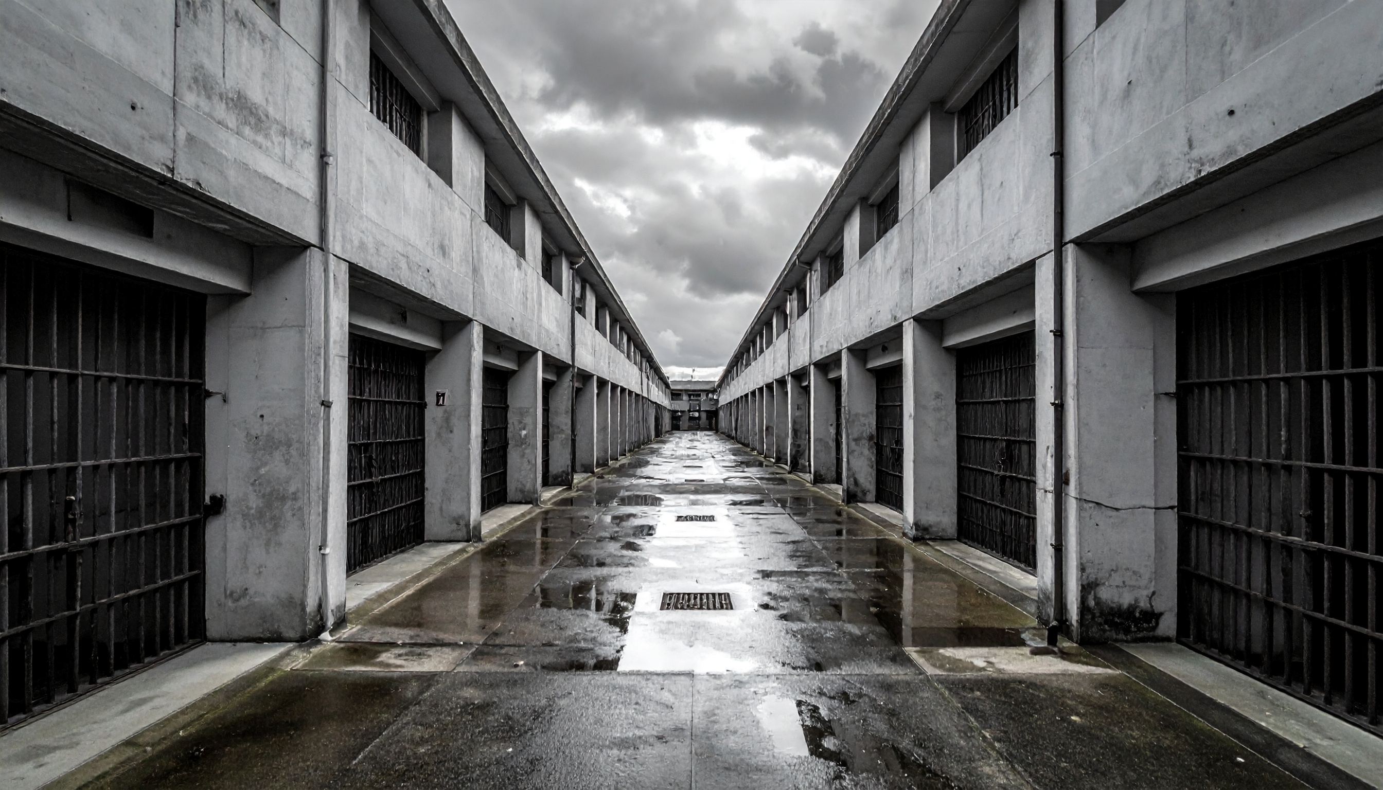 ホンジュラス前大統領エルナンデス氏 麻薬有罪でトランプ米大統領が恩赦し釈放