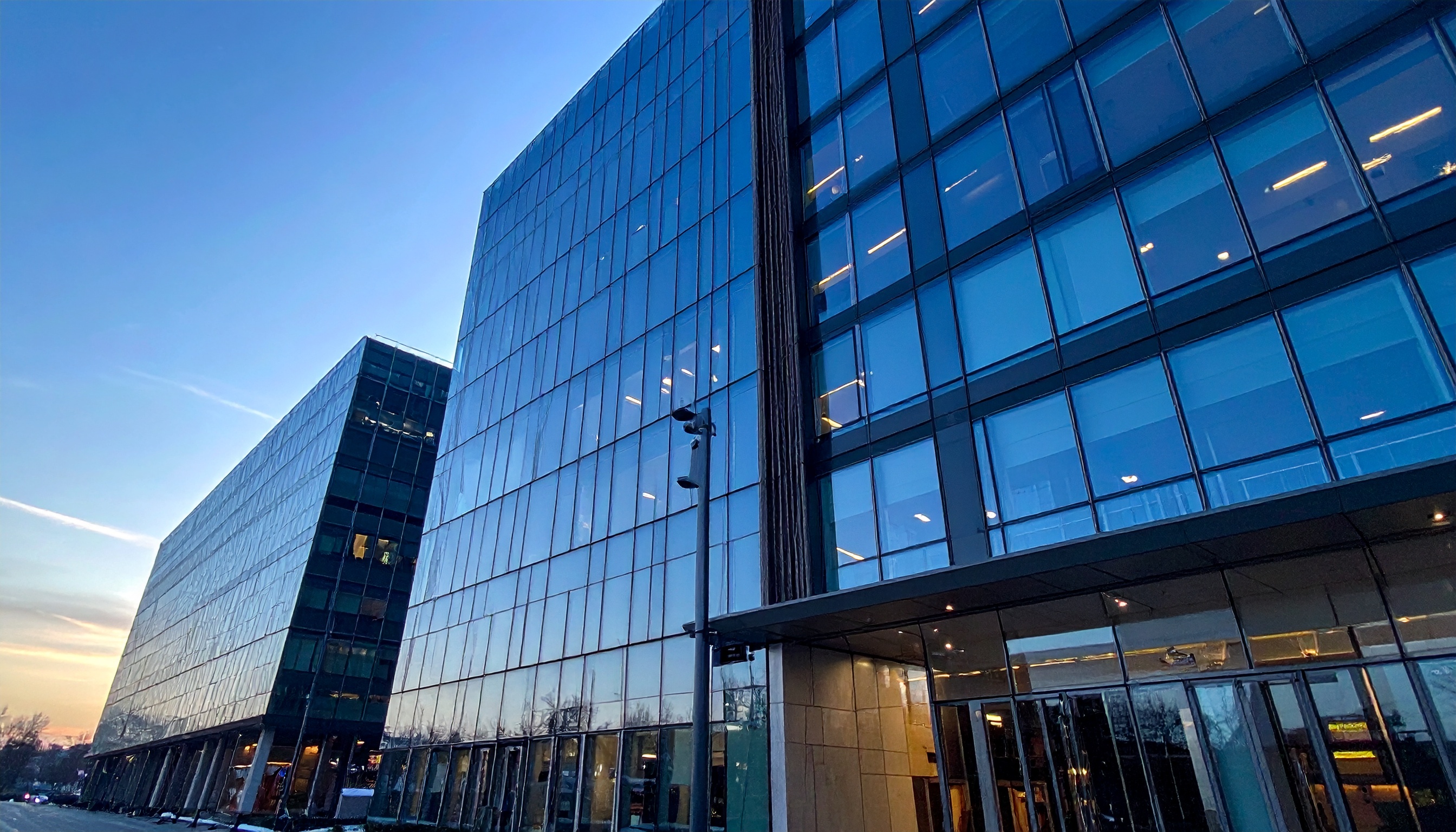 前大統領メドベージェフ副議長 EU凍結資産の流用は開戦理由に