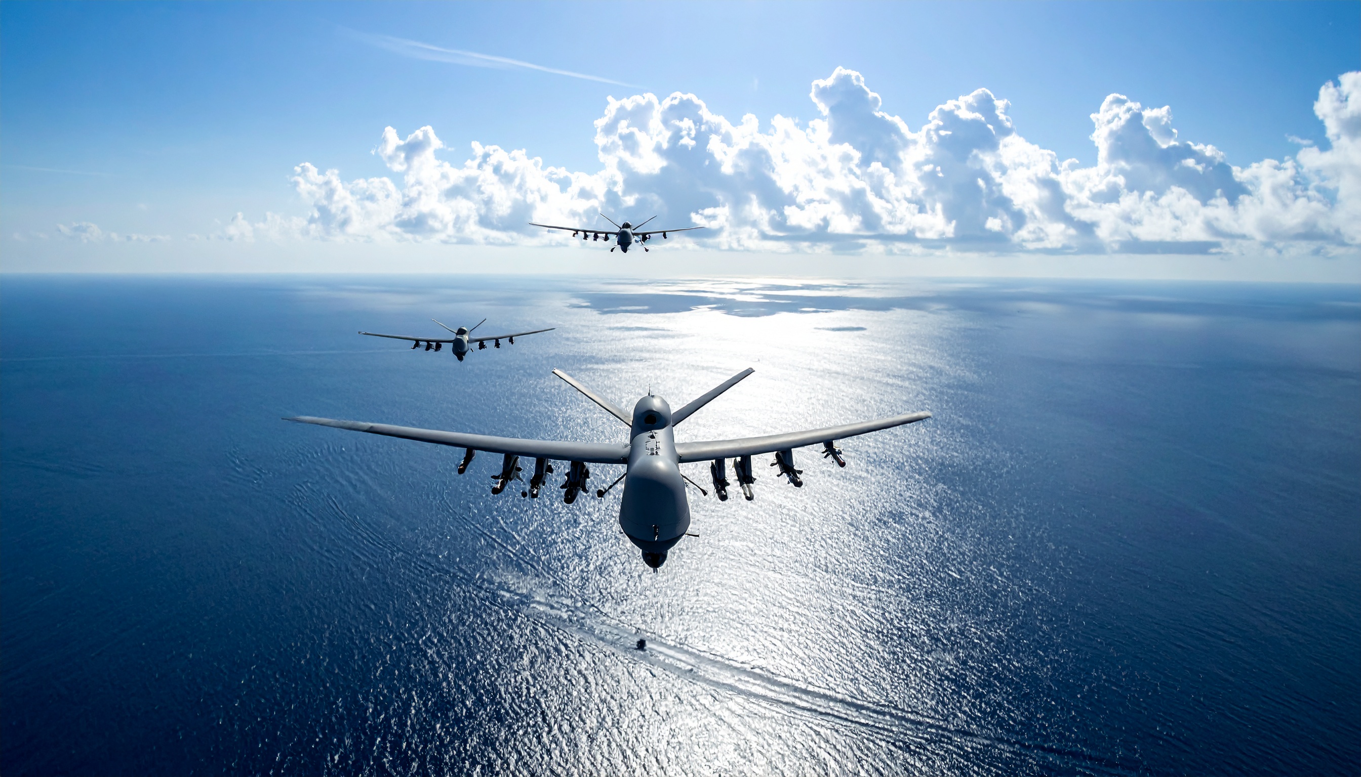 米南方軍発表 東太平洋公海で麻薬運搬疑いの小型船を攻撃、乗員4人死亡