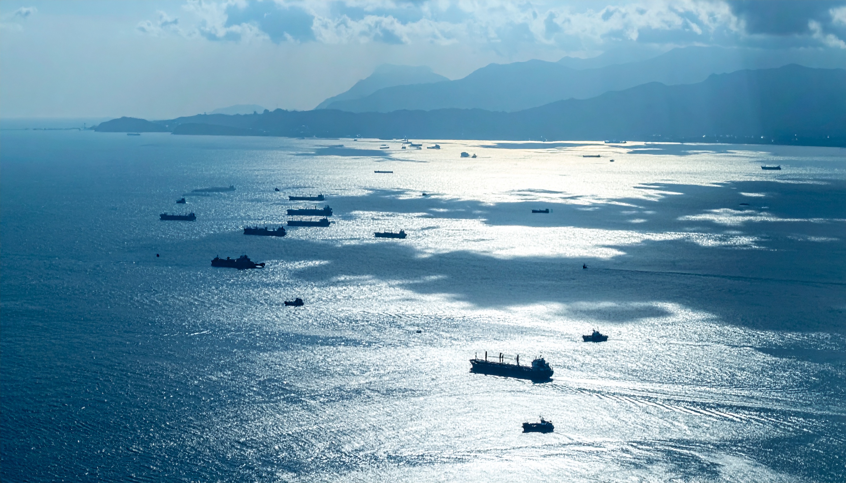 台湾総統府報道官・郭雅慧が懸念表明、中国の東アジア多数艦船展開で地域安定に影響