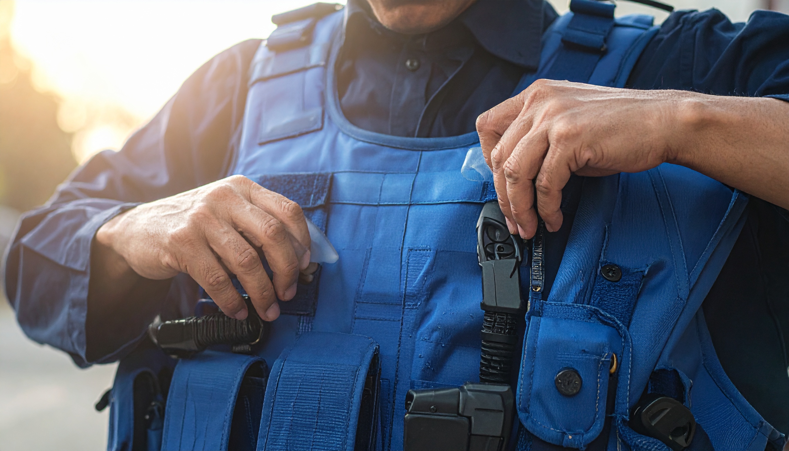 国連開発計画（UNDP）と日本政府 ウクライナ非常事態庁へ防爆装備15セット提供