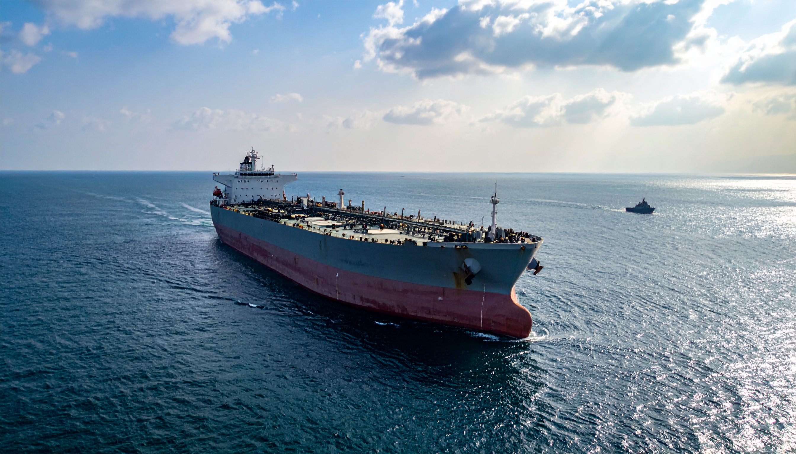 EU・G7、ロシア産原油の海運保険禁止で収入直撃、世界の輸送とエネルギーに負担