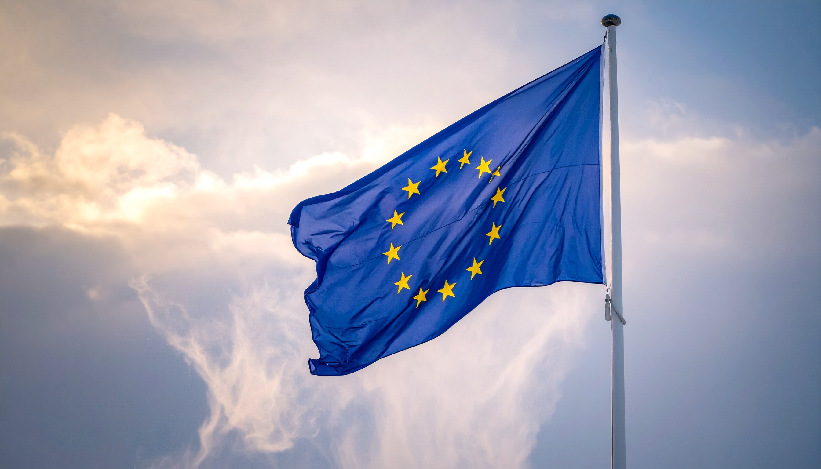 トランプ米大統領、EUのSNS「X（旧ツイッター）」制裁約140億円を批判