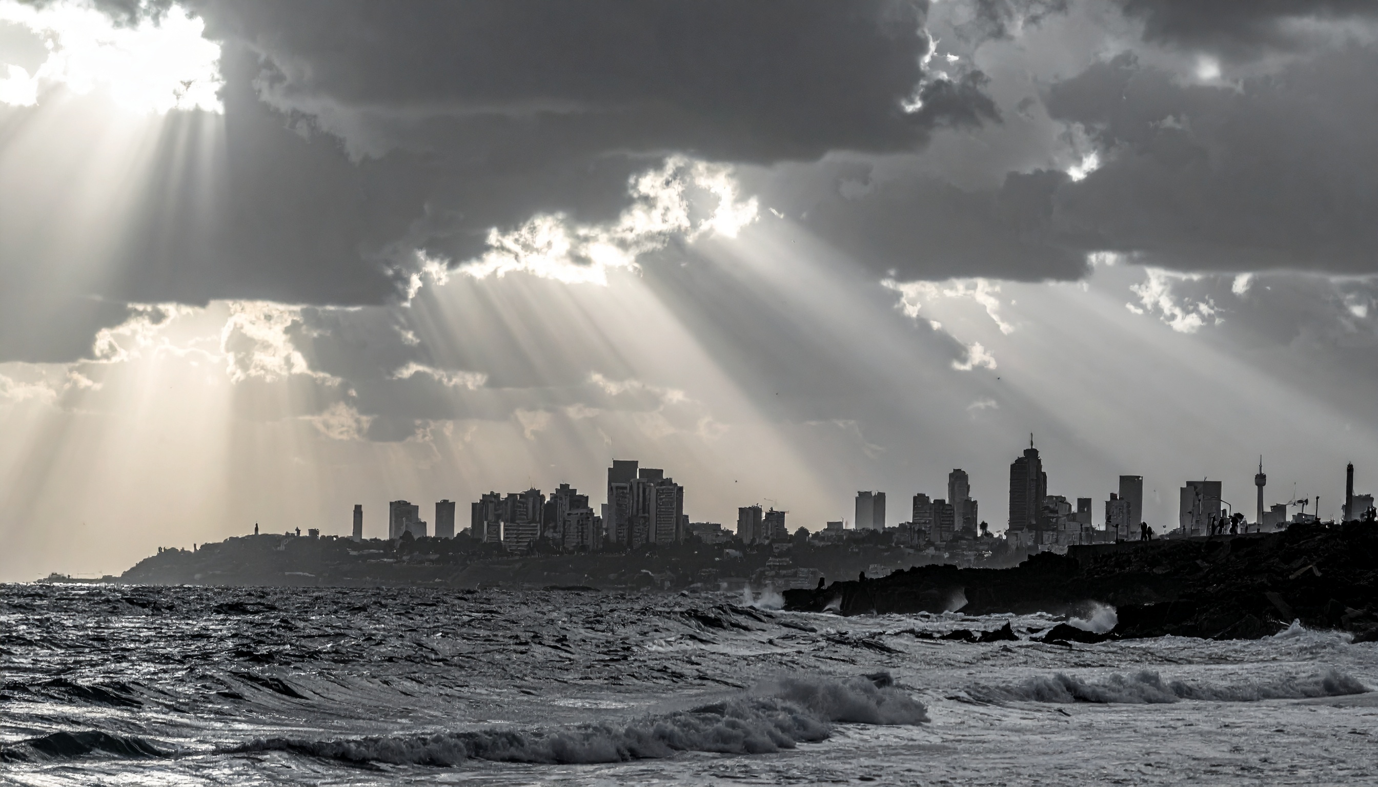 台湾 呉志中外交部政務次長が極秘訪問、イスラエルと防空協力へ