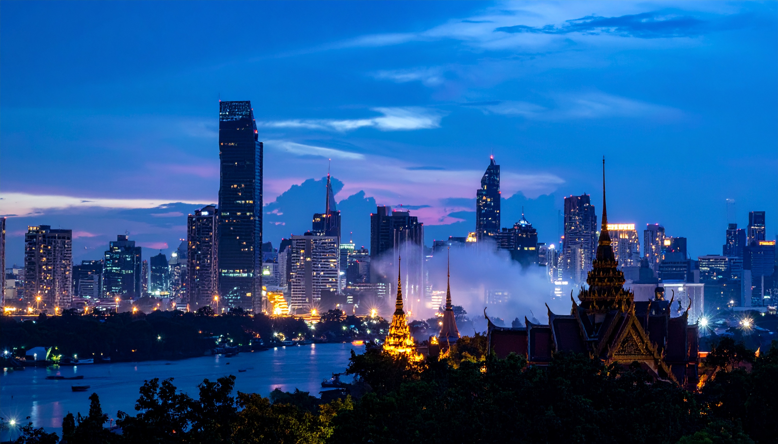 タイ・アヌティン首相が下院解散を表明 最大野党の支持撤回で早期選挙に