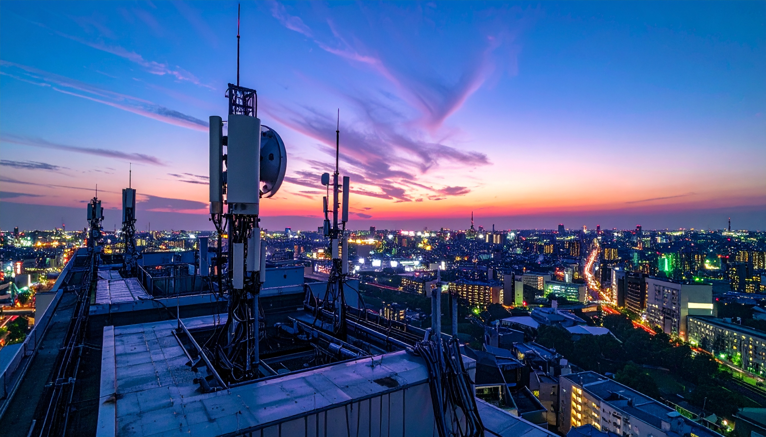 携帯通信大手 ソフトバンク 5G SA拡大でLTE停波へ道筋示す