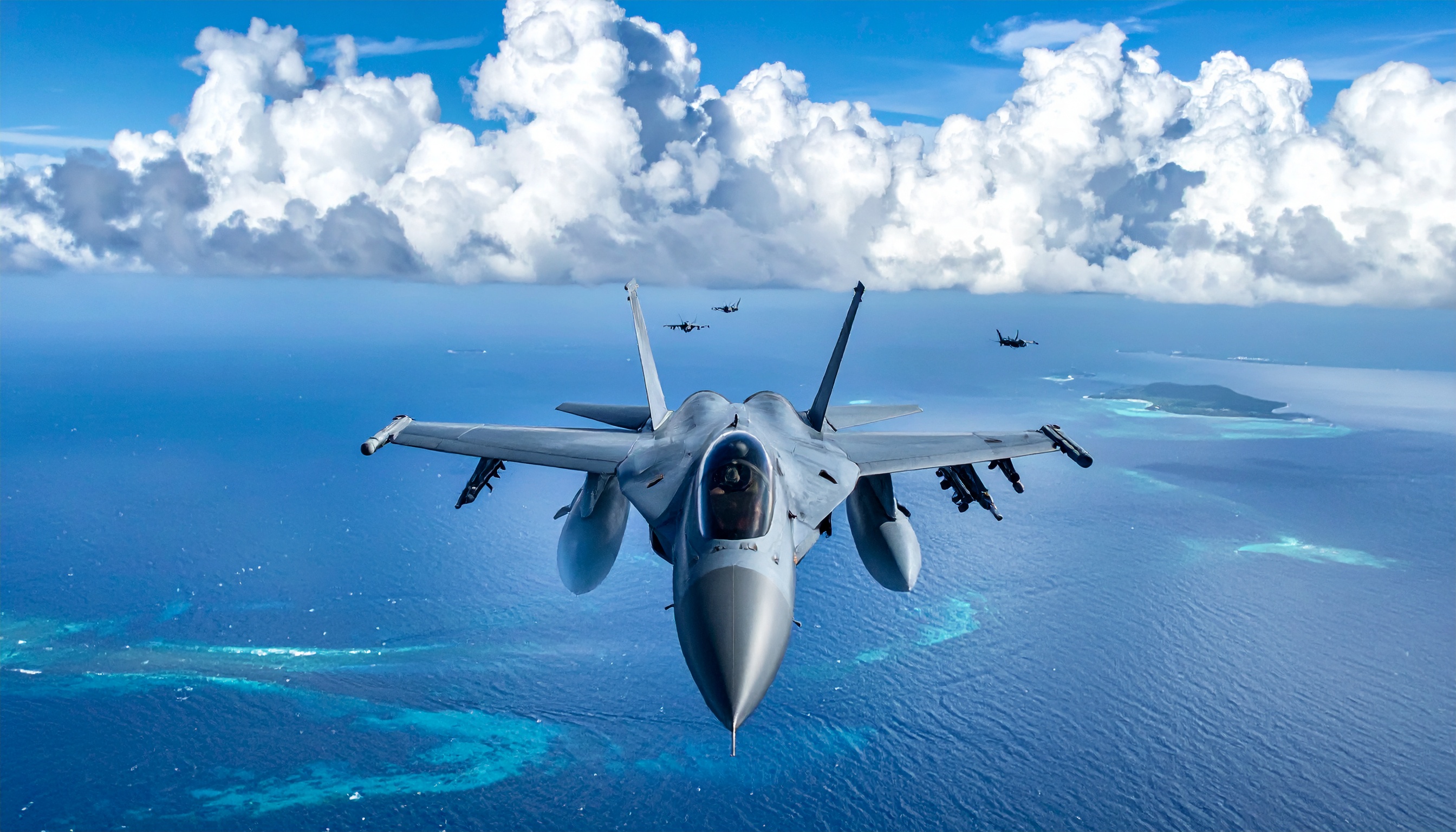 レーダー照射問題 小泉防衛相が中国の事前連絡を否定、緯度経度示されず