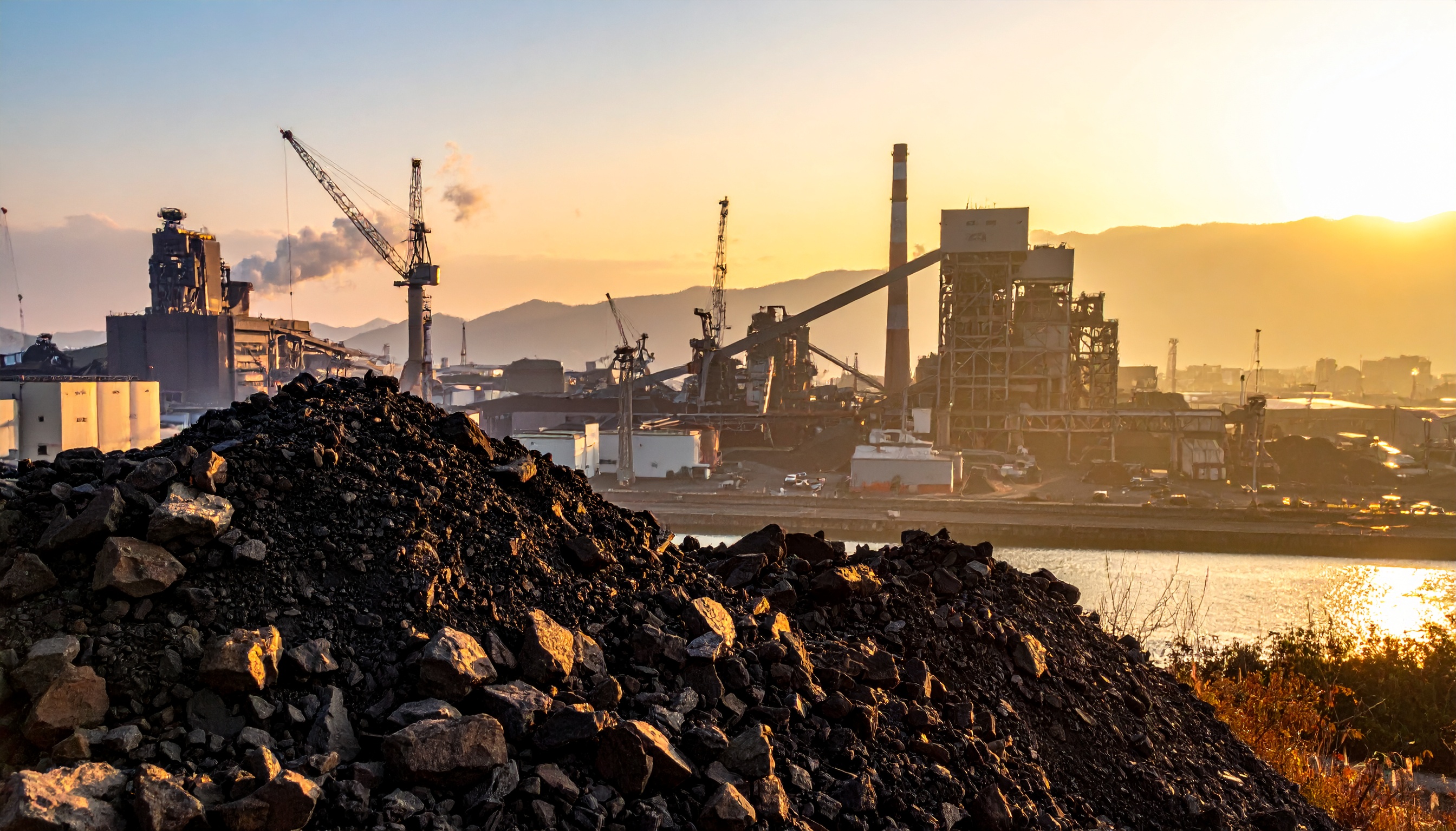 日本政府、レアアース確保で官民協議会新設へ 参加企業に守秘義務