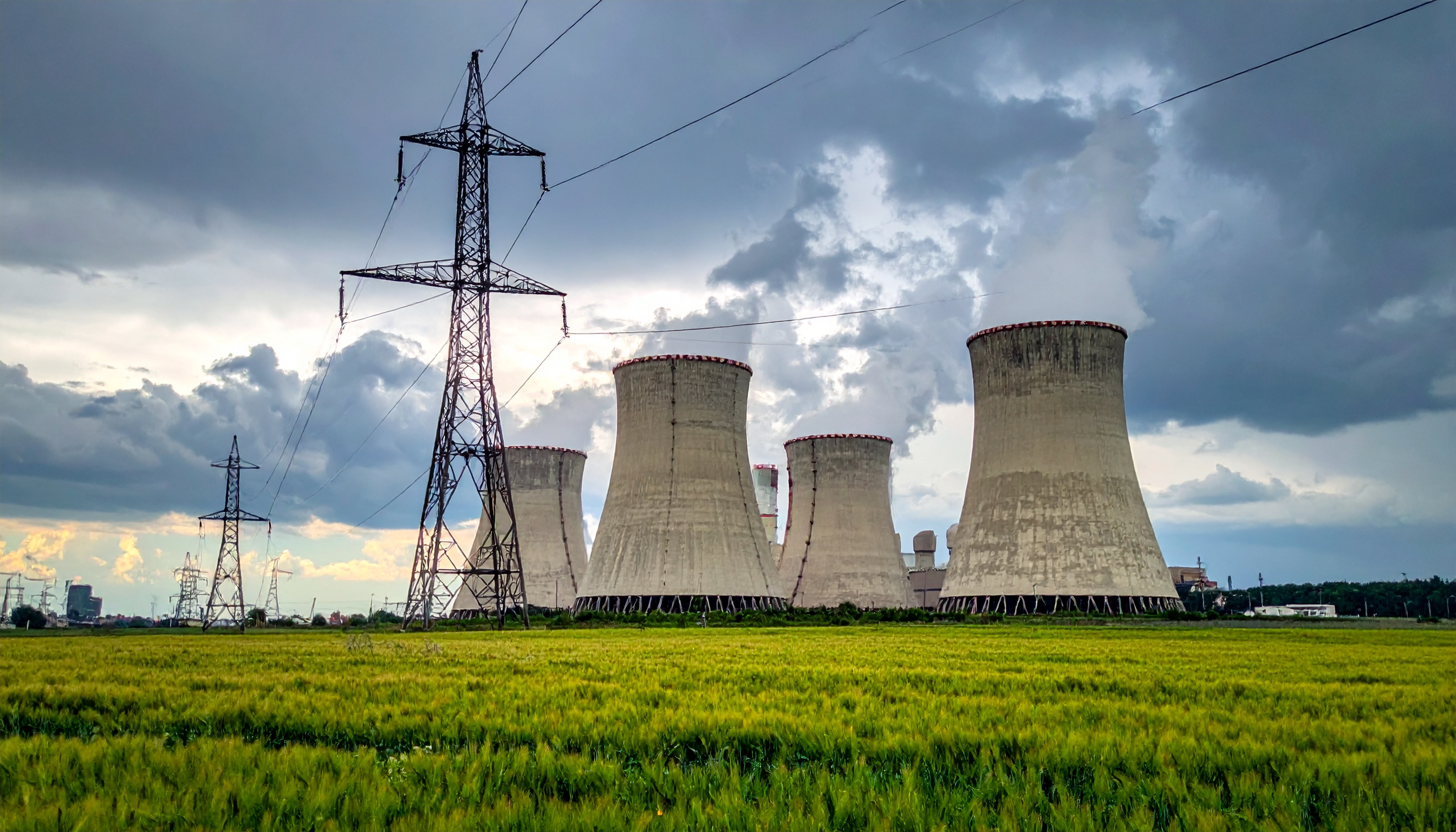 ロシア占領のウクライナ南東部 ザポリージャ原発、送電線1本で稼働 放射線は正常