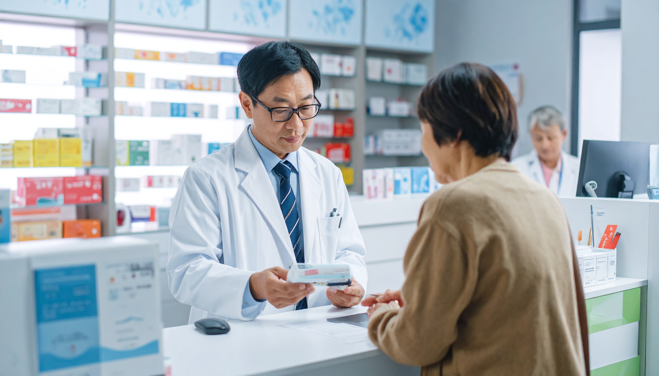 中央社会保険医療協議会了承 厚労省案で先発薬追加負担を倍増、2026年度適用