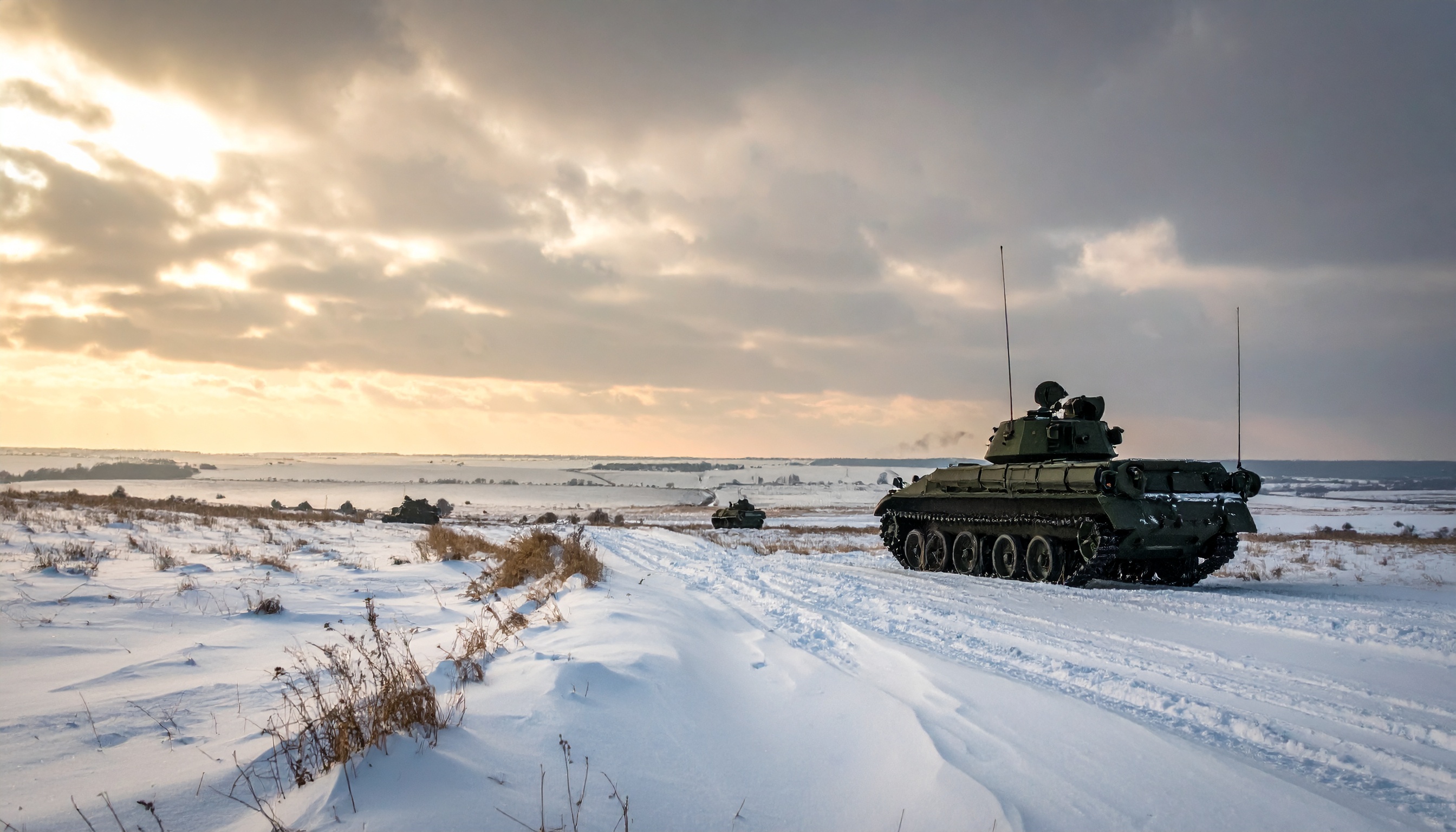 ロシアのプーチン大統領、ウクライナ目標は外交と軍事で達成、緩衝地帯拡大を示唆