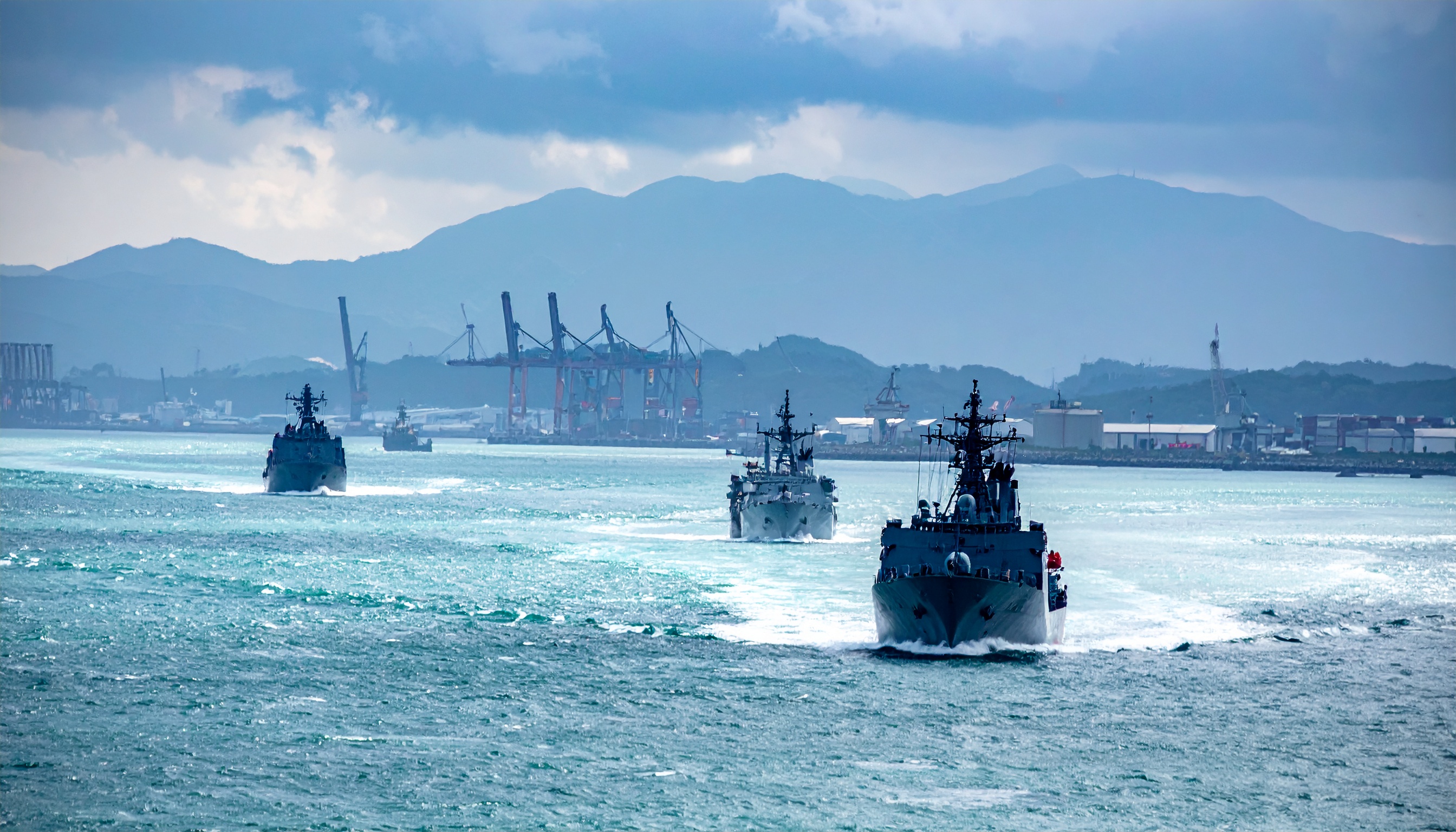 中国国防省、米国の台湾武器売却に軍訓練強化で有力対応示す