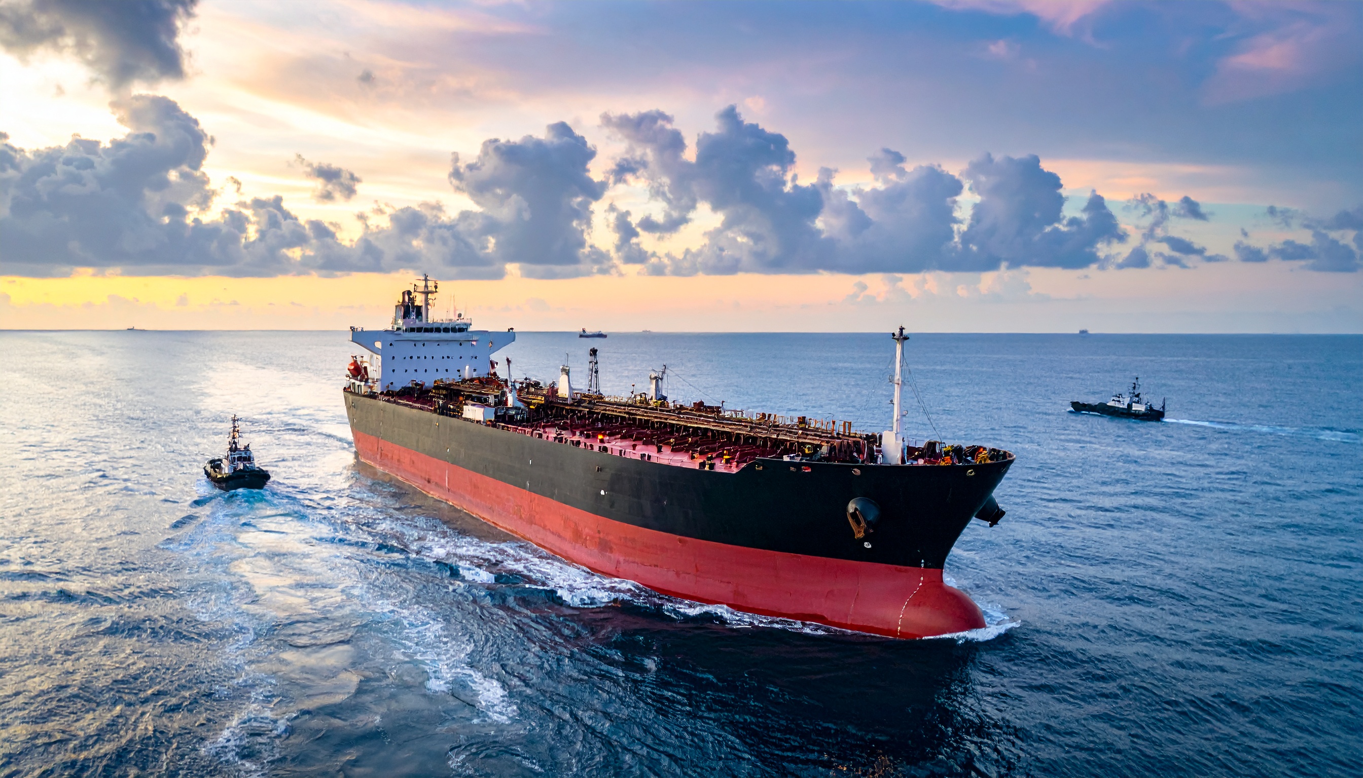 原油先物 米沿岸警備隊のベネズエラ沖拿捕で上昇 輸送停止リスク織り込む