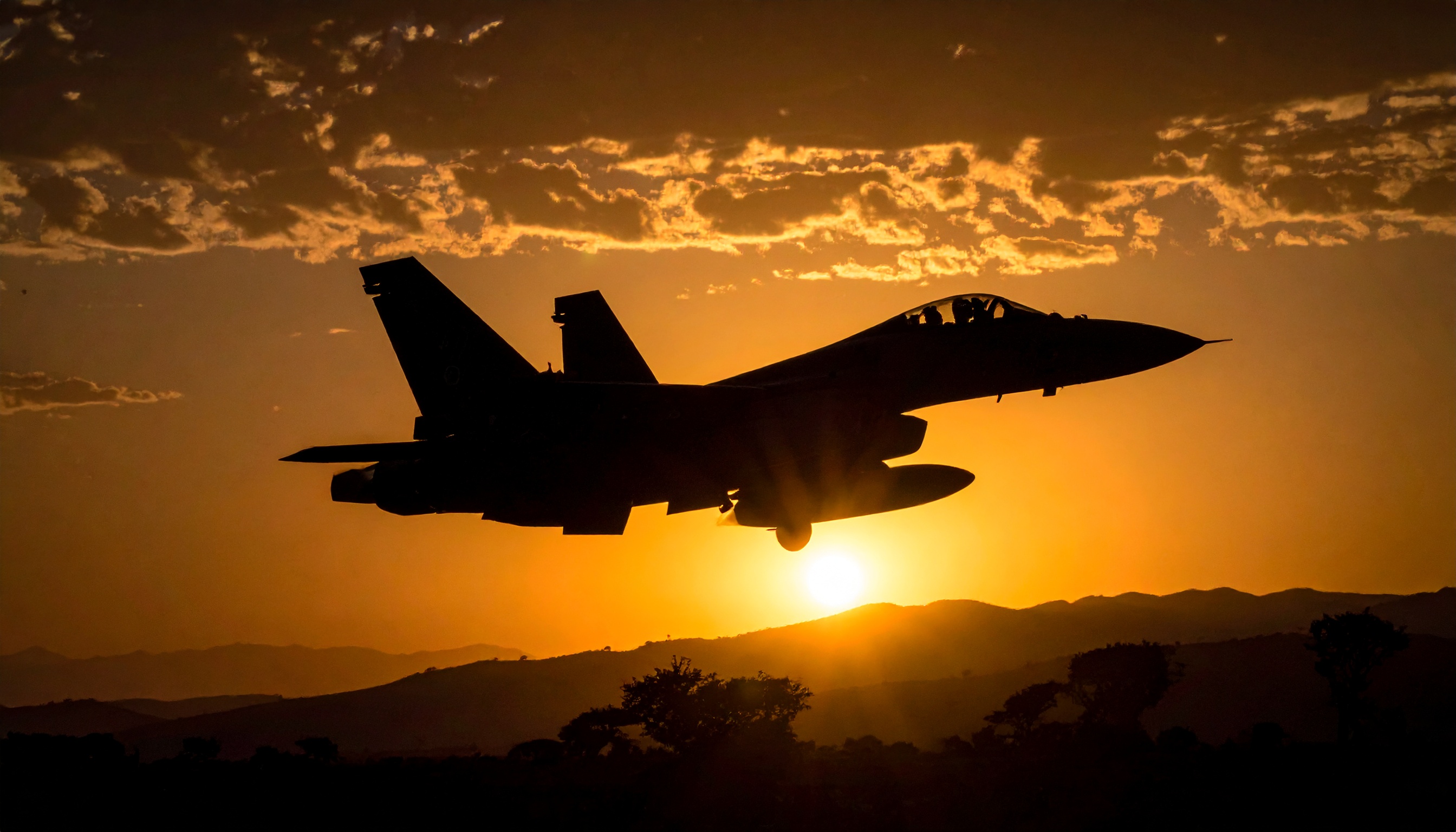 トランプ米大統領、ナイジェリア北西部でIS系勢力を空爆 誰のための介入か