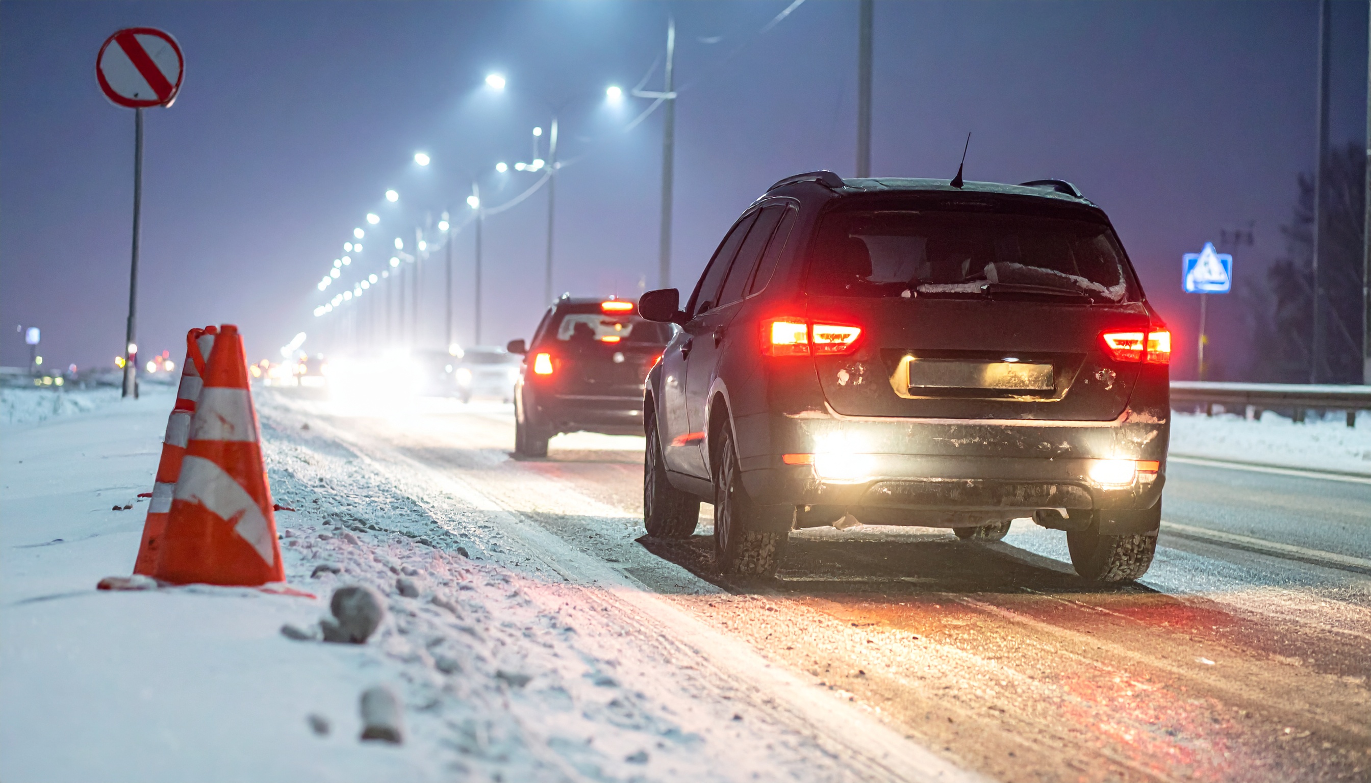 群馬県の関越自動車道で50台超の多重事故、炎上17台超・重傷5人