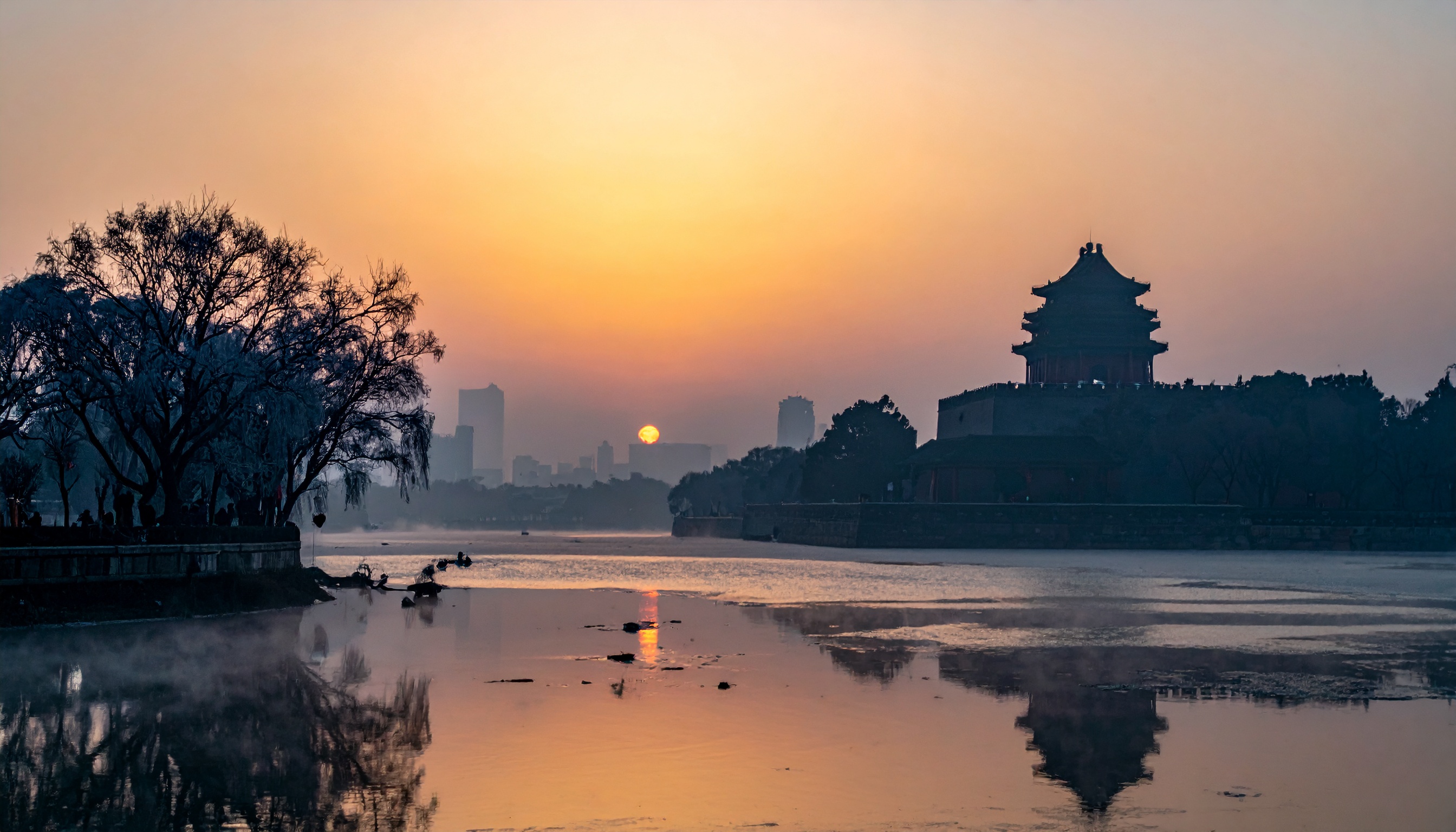 中国全人代常務委、対外貿易法改正を公布 経済圧力に備え2026年施行