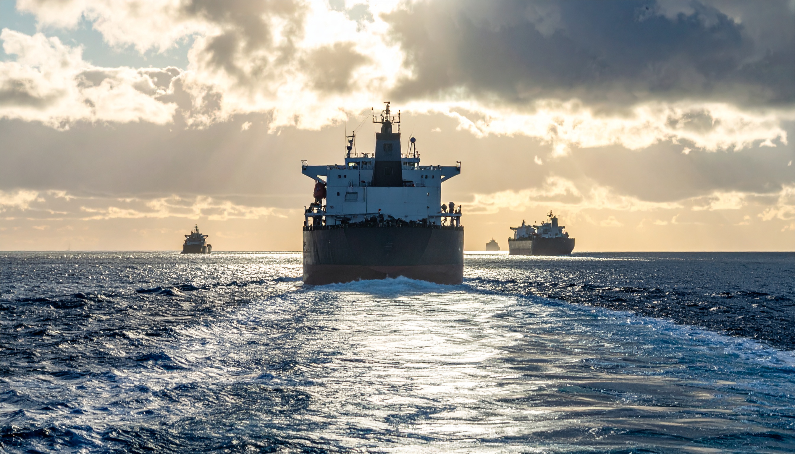 ロシアが米沿岸警備隊に追跡中止要請、ベネズエラ向けタンカー『ベラ1号』追尾で