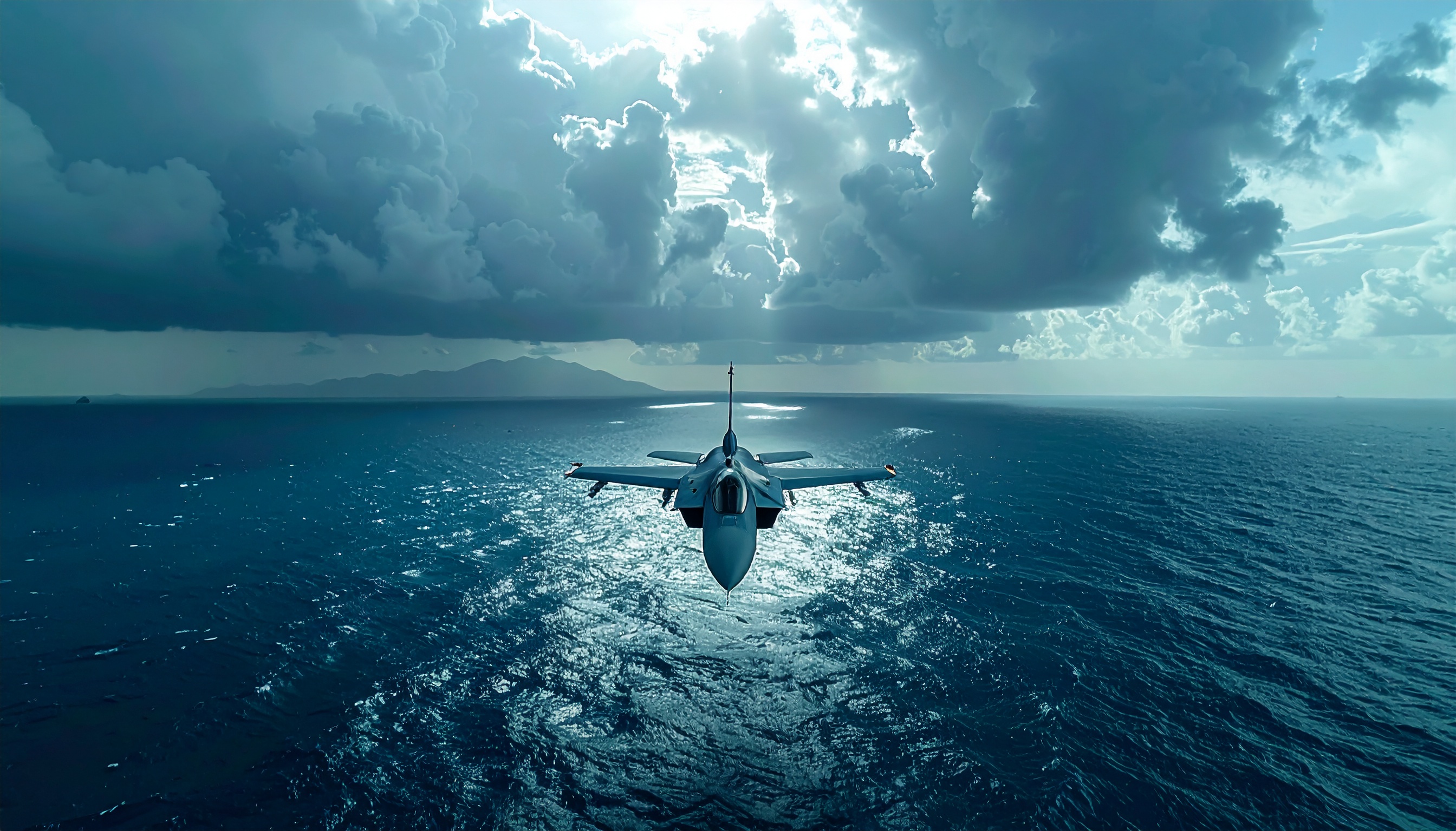 台湾国防部と空軍 花蓮県沖で訓練中のF-16V消失 操縦士行方不明