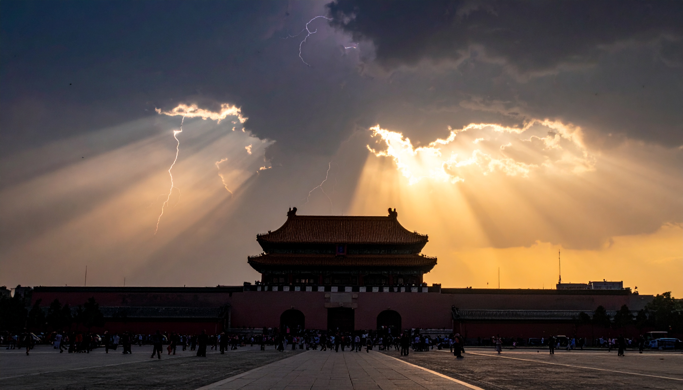 中国・中央軍事委の張又俠副主席と劉振立委員を同時調査、重大な規律・法律違反の疑いで