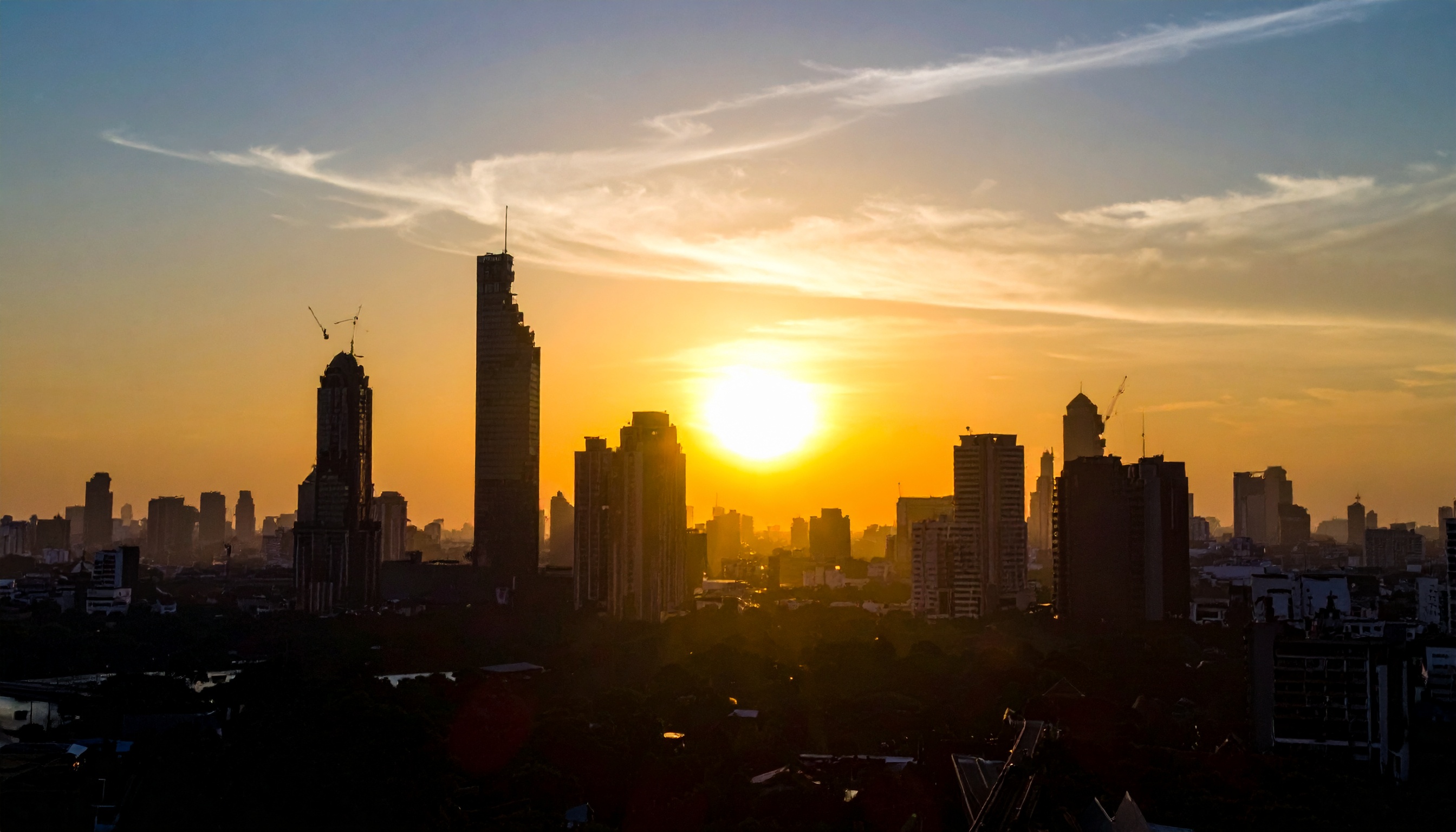 タイ 下院総選挙 政権与党「タイの誇り党」194議席で第1党、連立が焦点