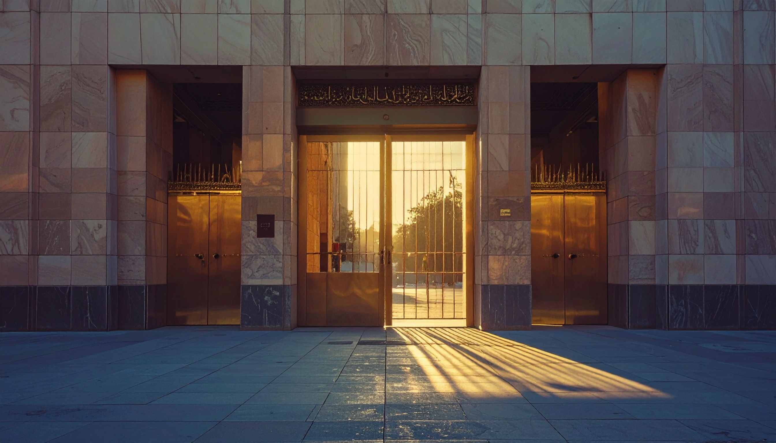 UAE政府、イランの攻撃で死傷者受け在テヘラン大使館閉鎖 駐イラン大使召還