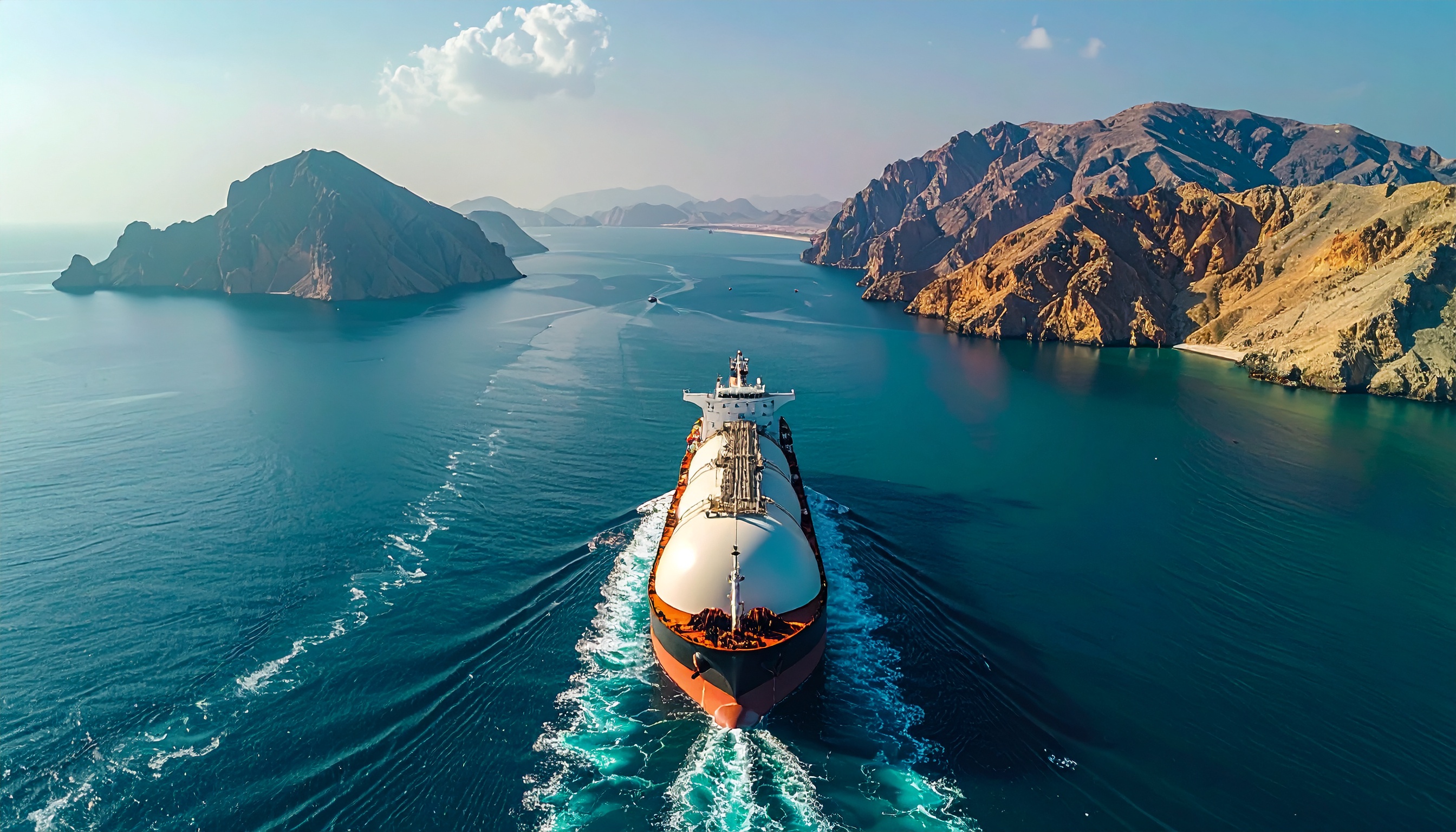 商船三井共同保有LNG船 ホルムズ海峡通過し オマーン湾外へ